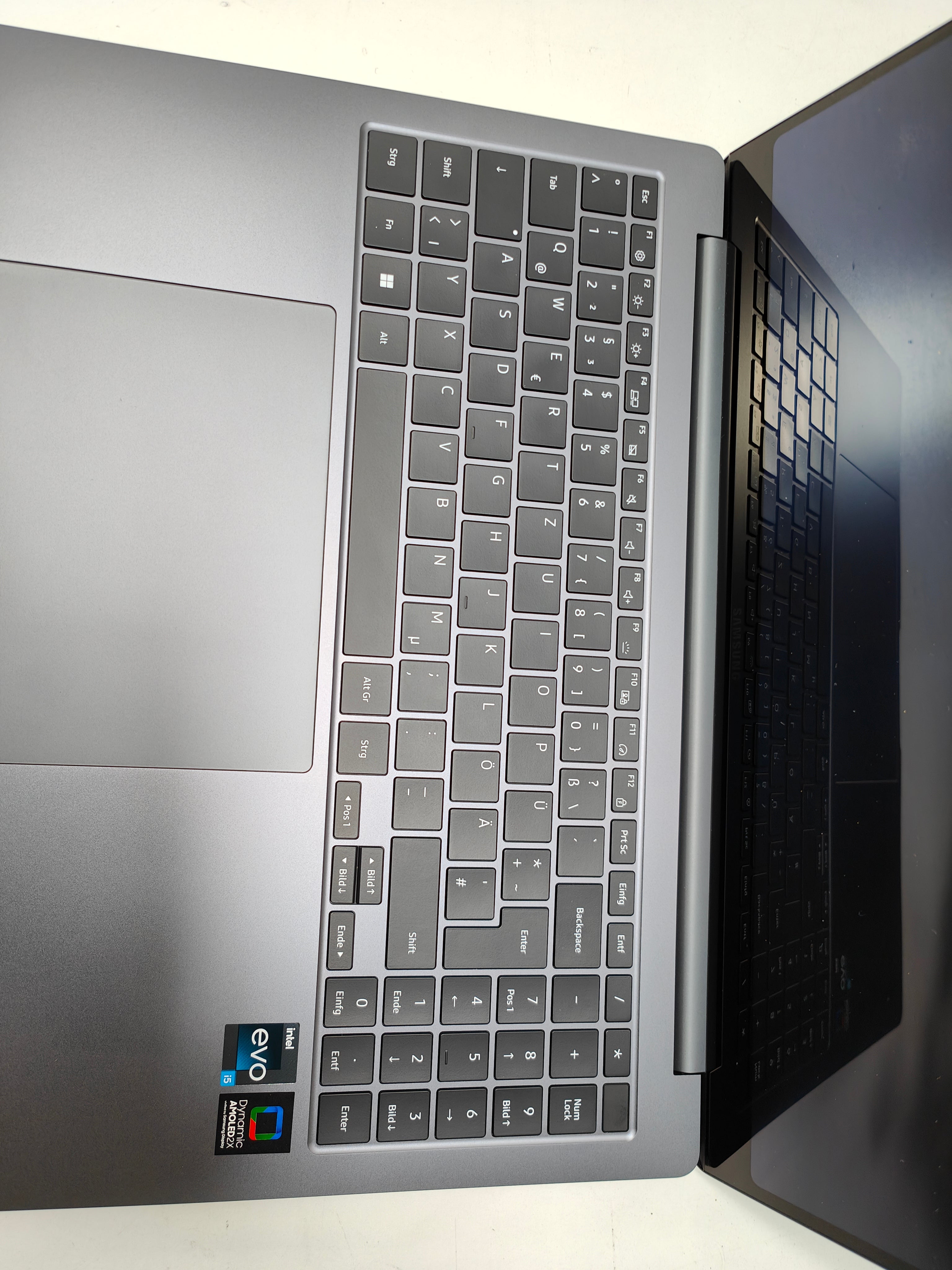 Samsung Galaxy Book3 Pro NP960XFG-KC3DE QWERTZ