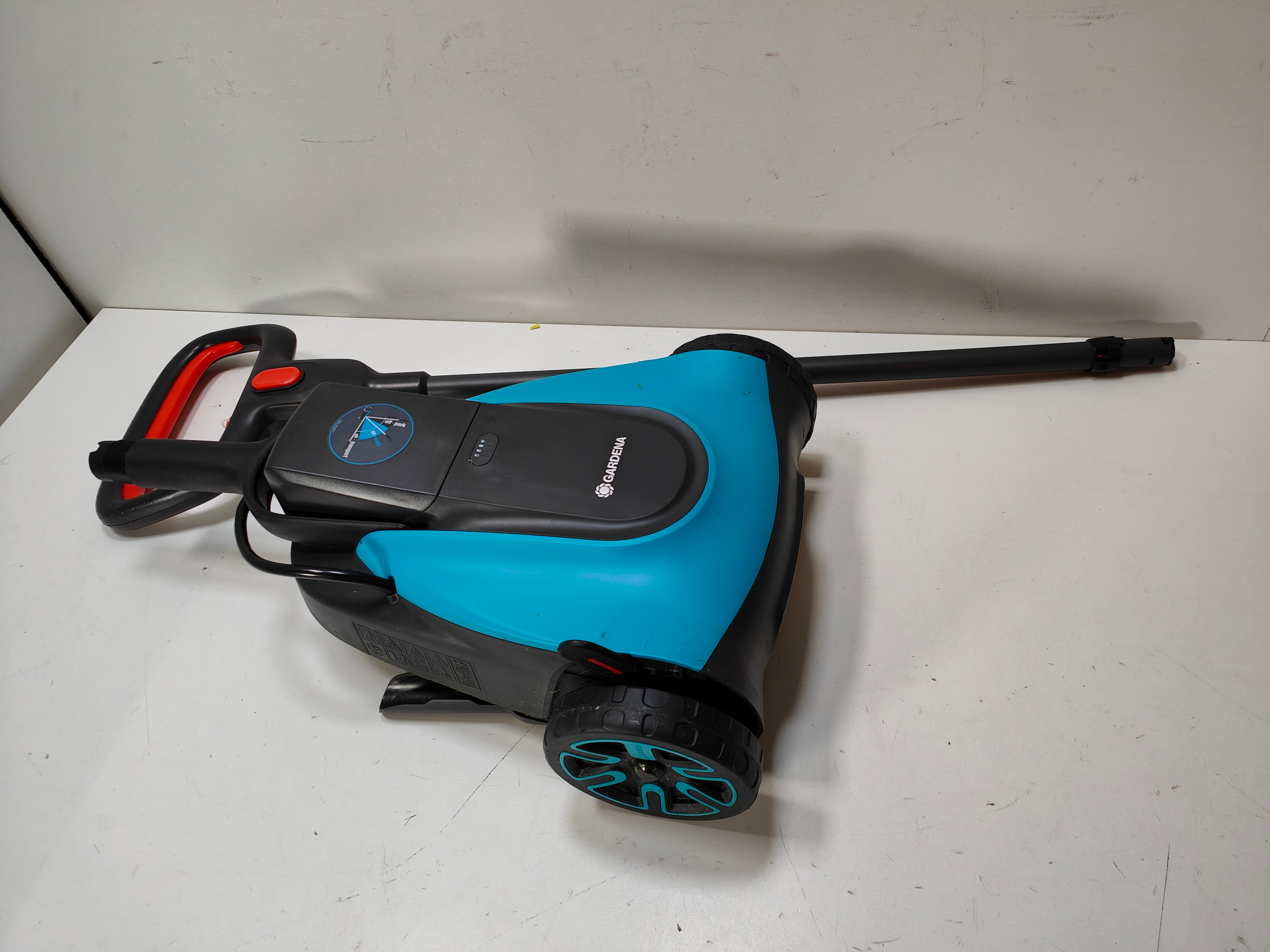 Gardena 22/18V P4A solo (ohne Akku)