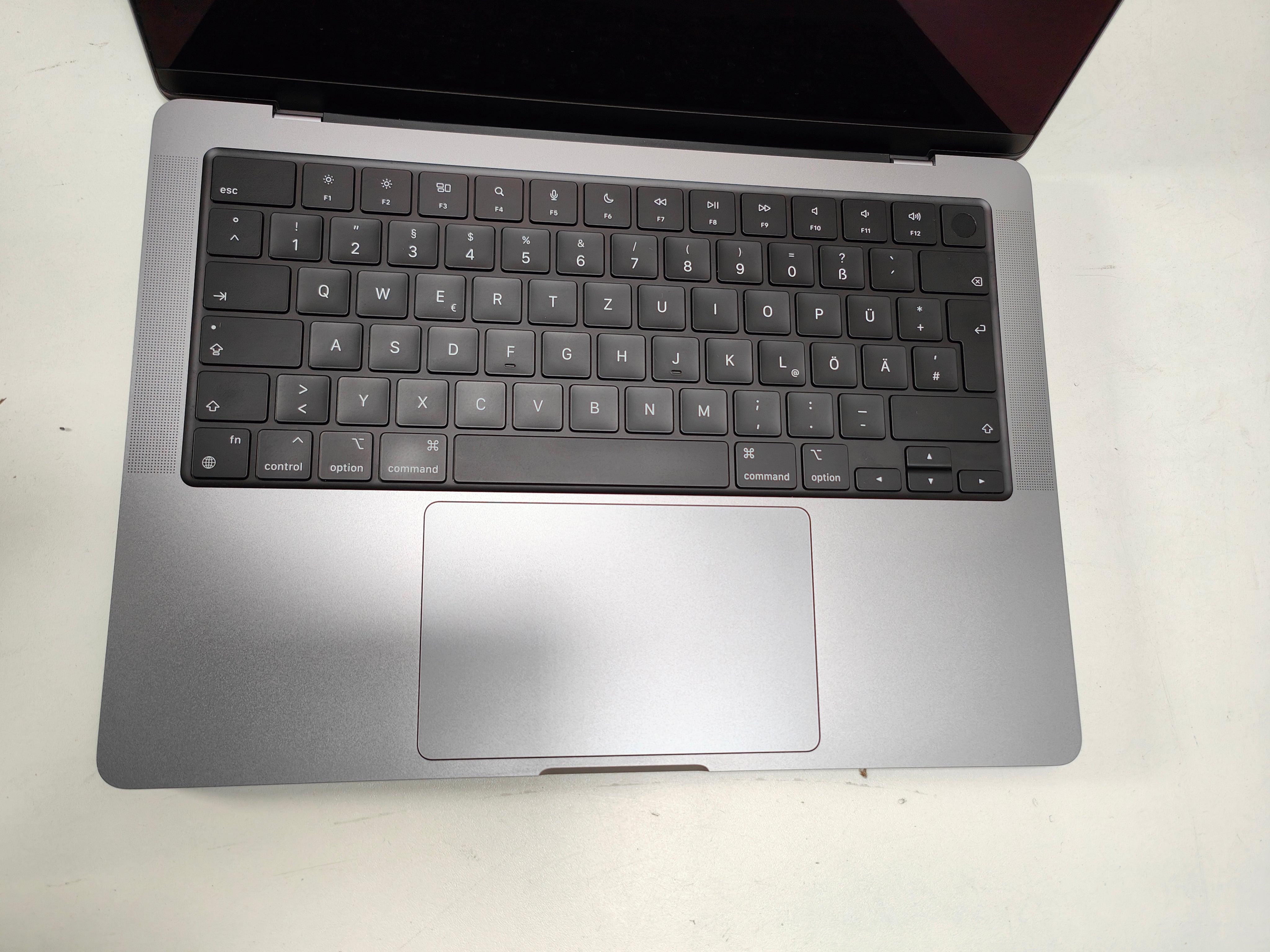 Apple MacBook Pro 14