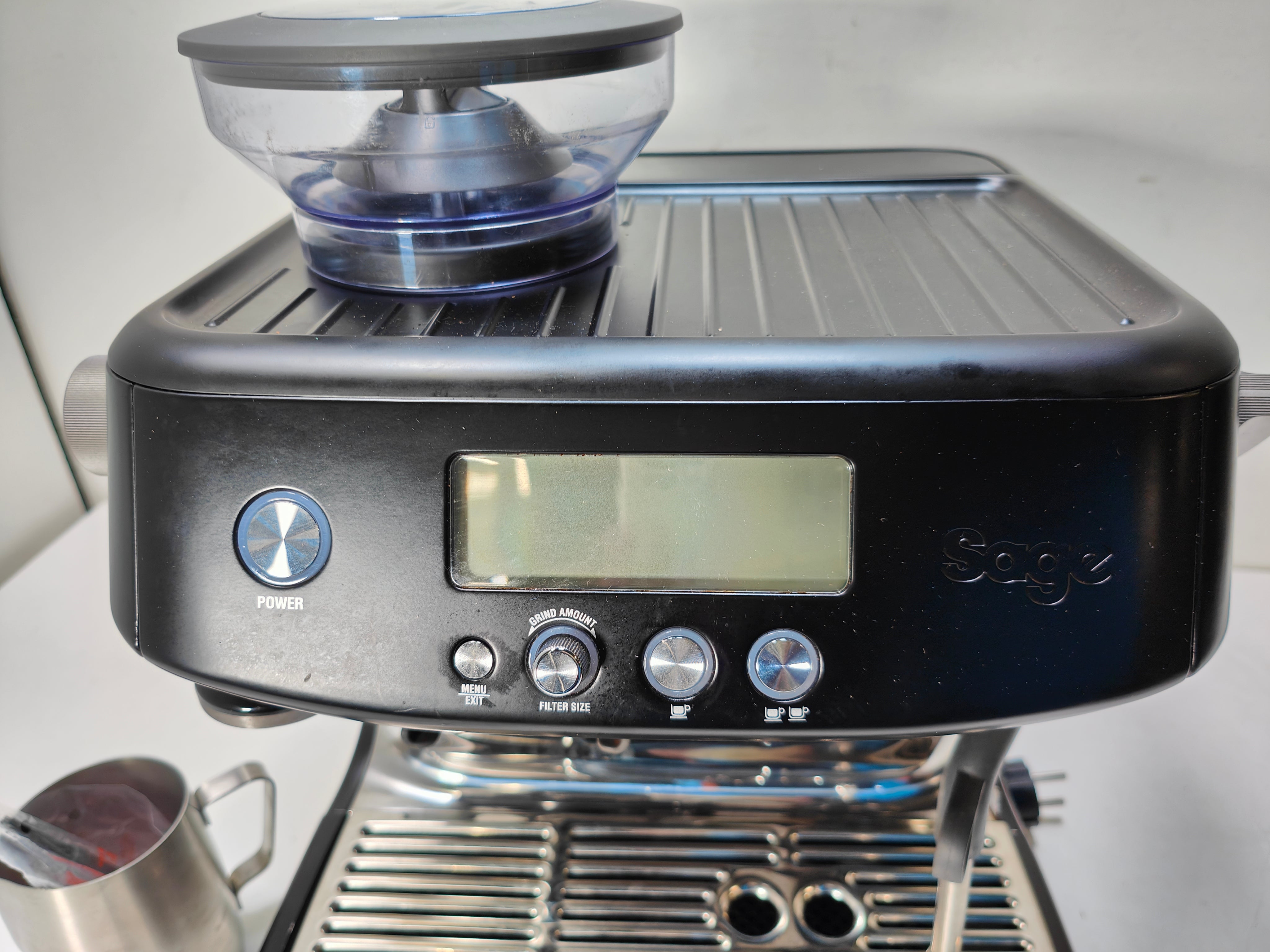 Sage the Barista Pro Black truffle