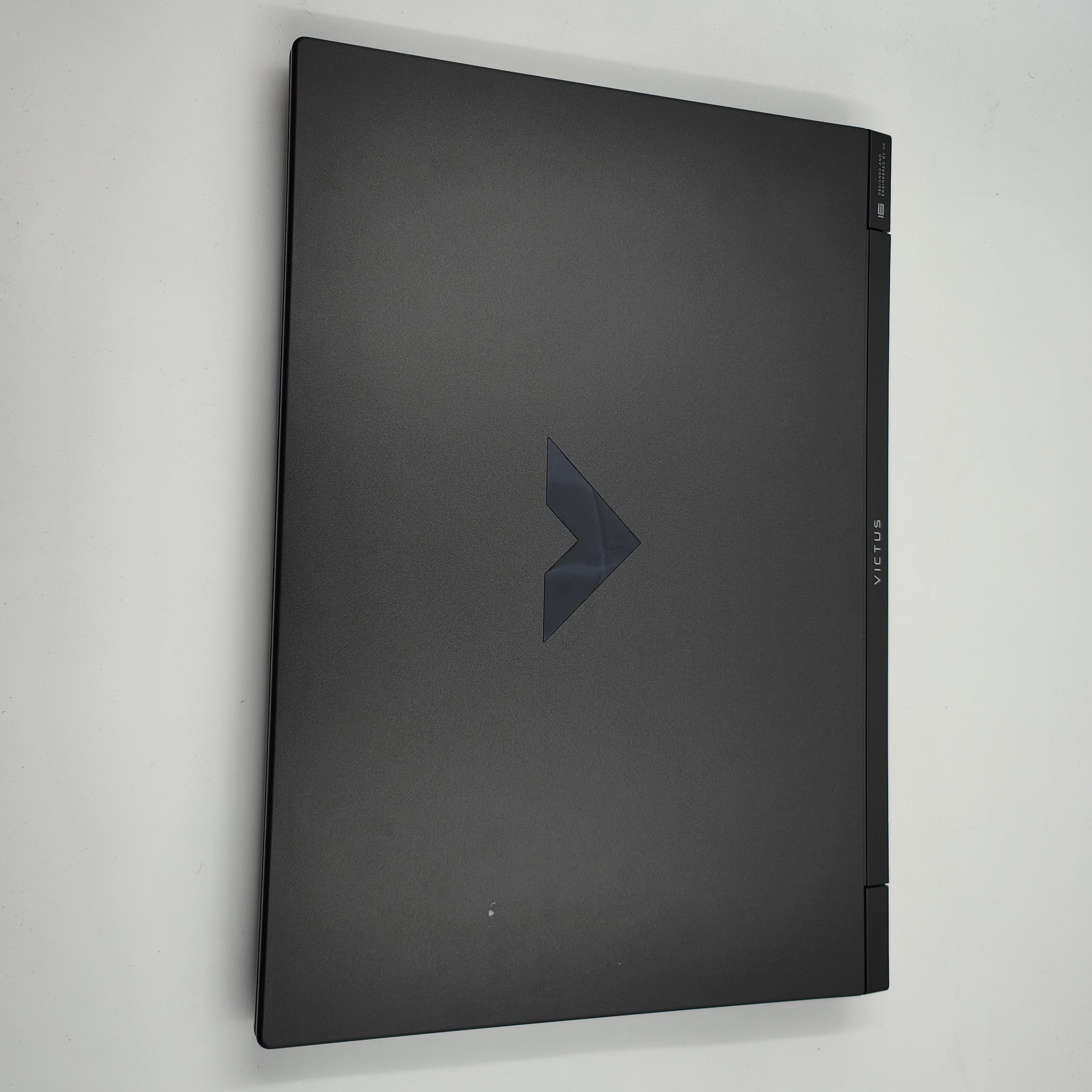 HP VICTUS 16-r1054nb AZERTY