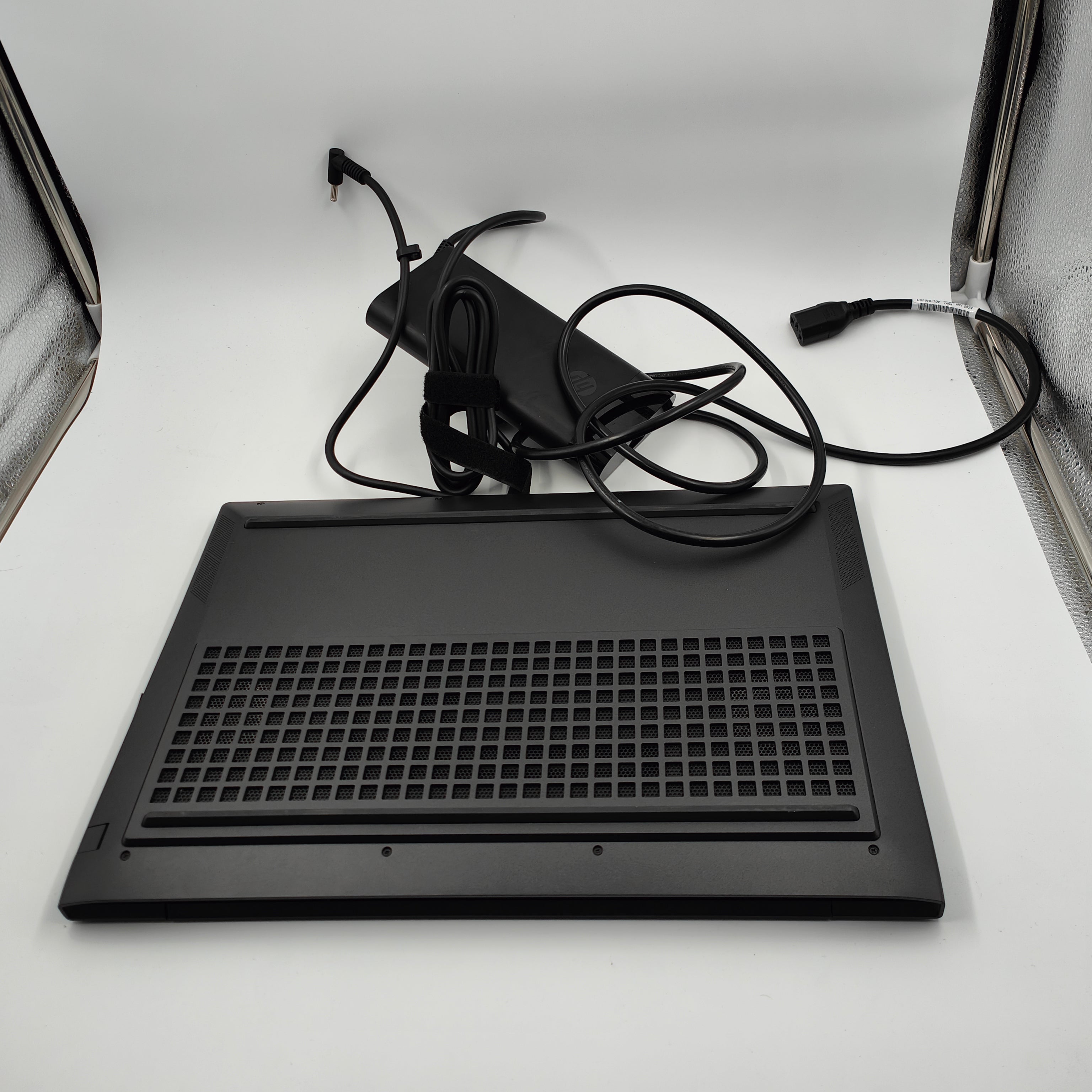 HP VICTUS 16-r1054nb AZERTY