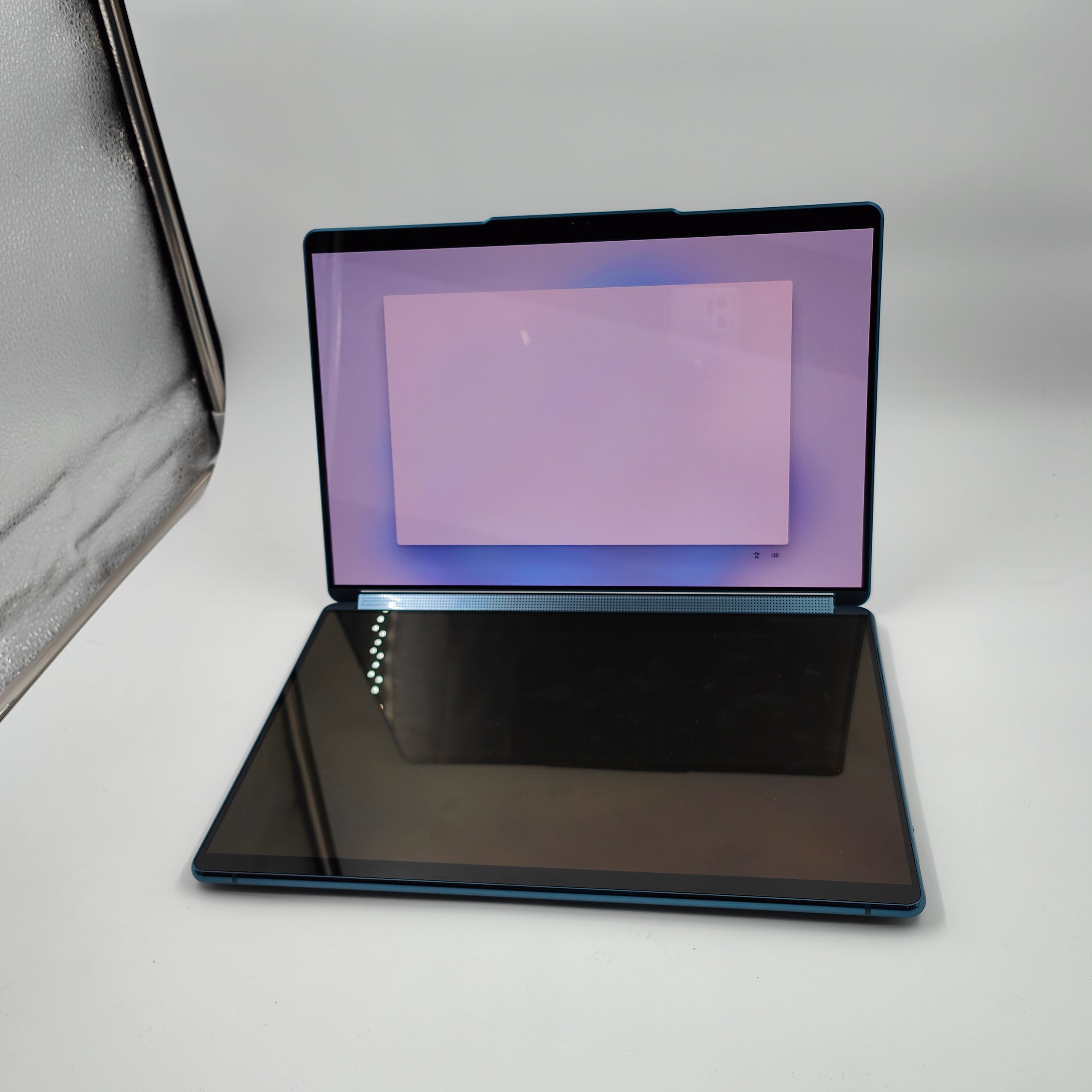 Lenovo Yoga Book 9 83FF002WMH QWERTY