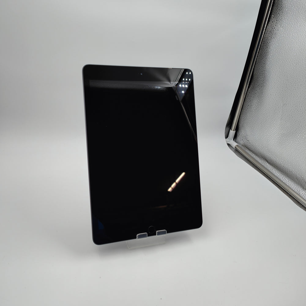 White Brand iPad (2020) 32GB Wifi Space Gray - B | Renewed tablets
