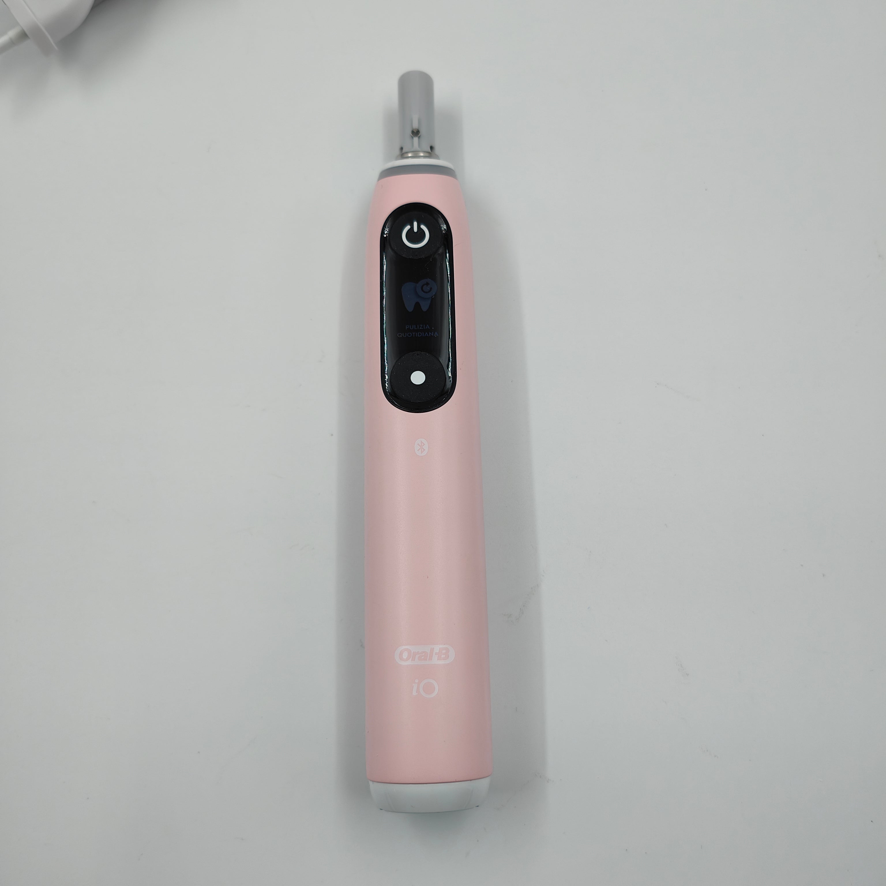 Oral-B iO Série 6N Rose Clair + brossette iO Gentle Care supplémentaire