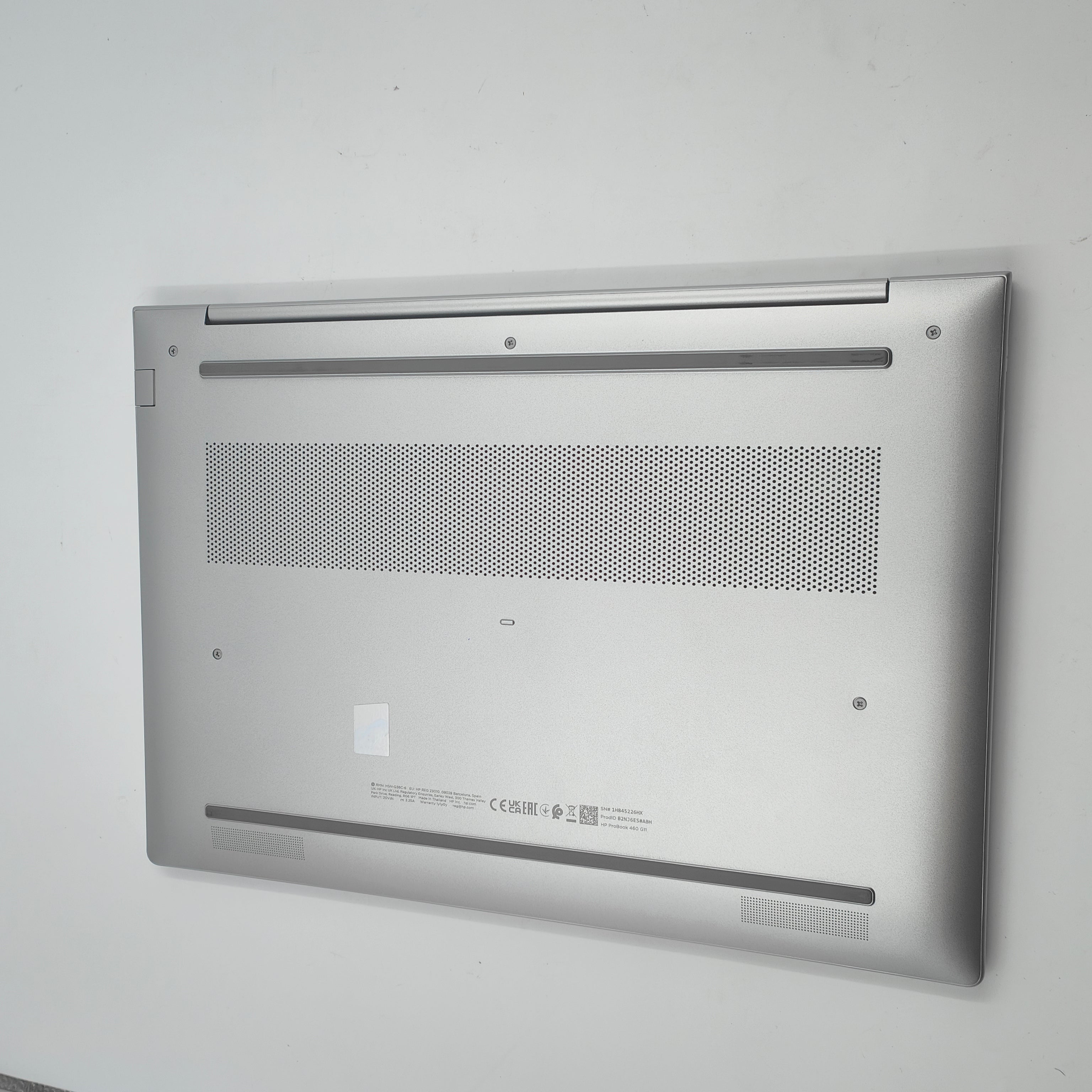 HP ProBook 460 G11 - B2NJ6ES QWERTY
