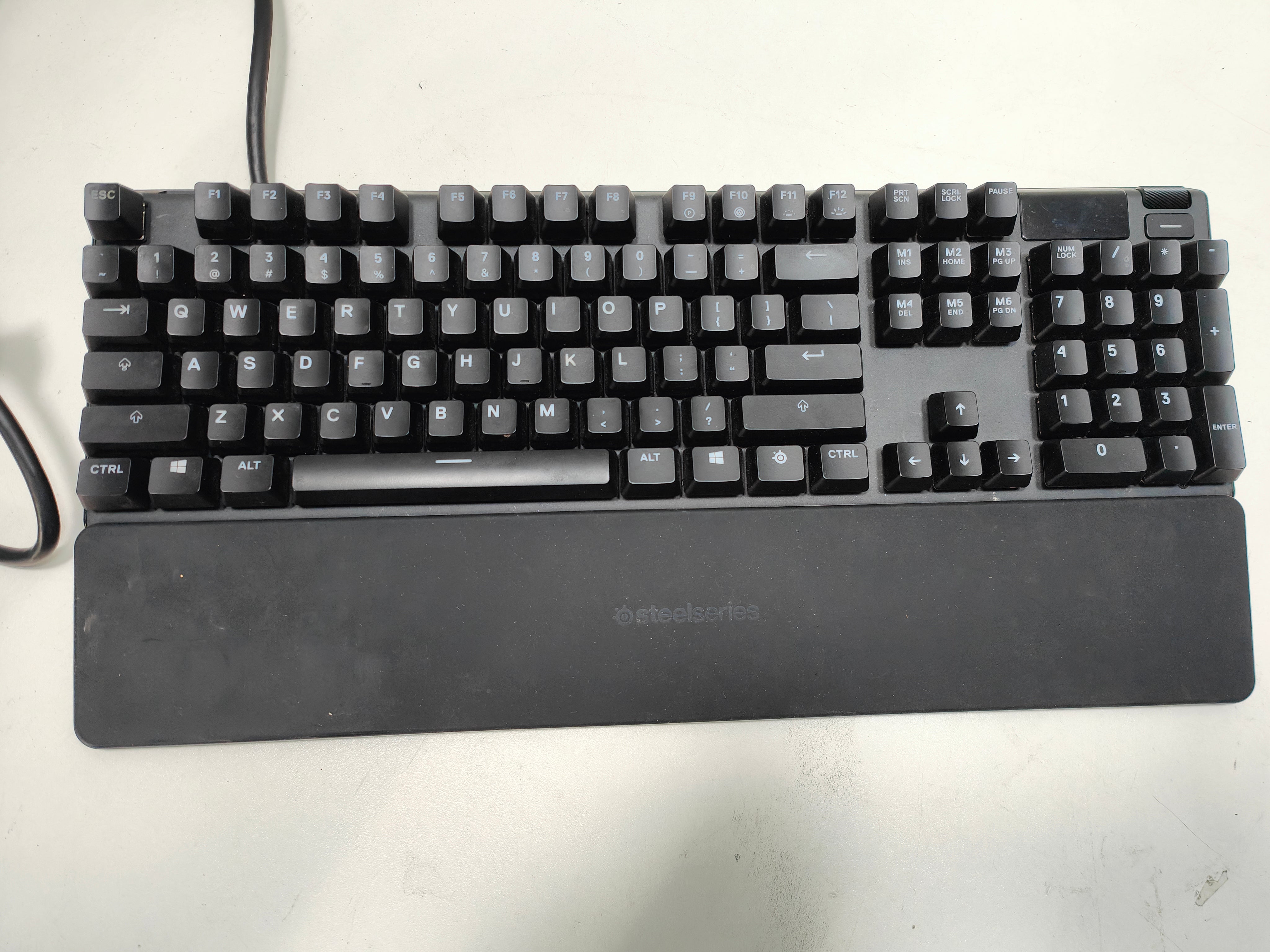 SteelSeries Apex Pro Gaming Tastatur QWERTY