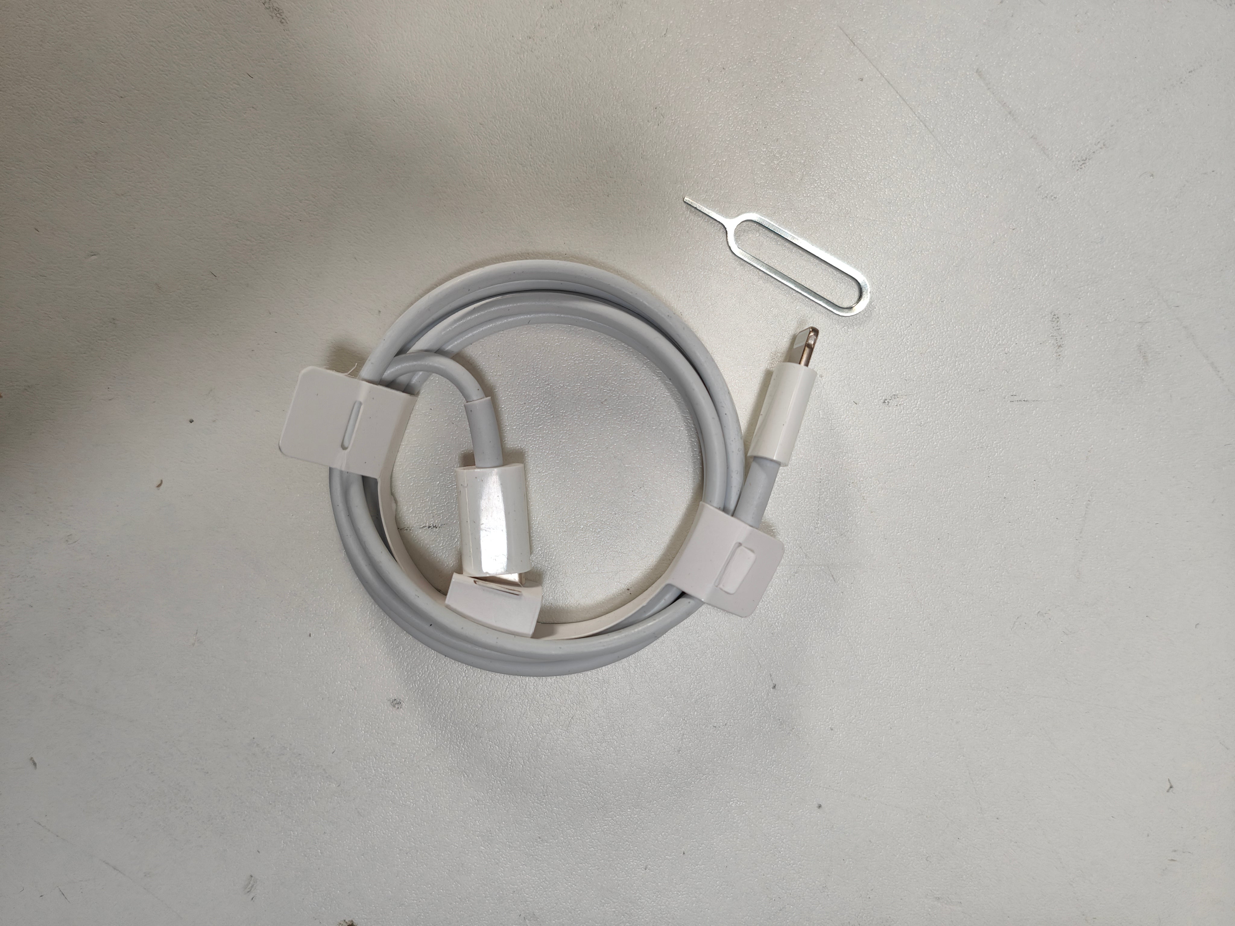 Generalüberholtes iPhone SE (3. Generation) Starlight 128GB