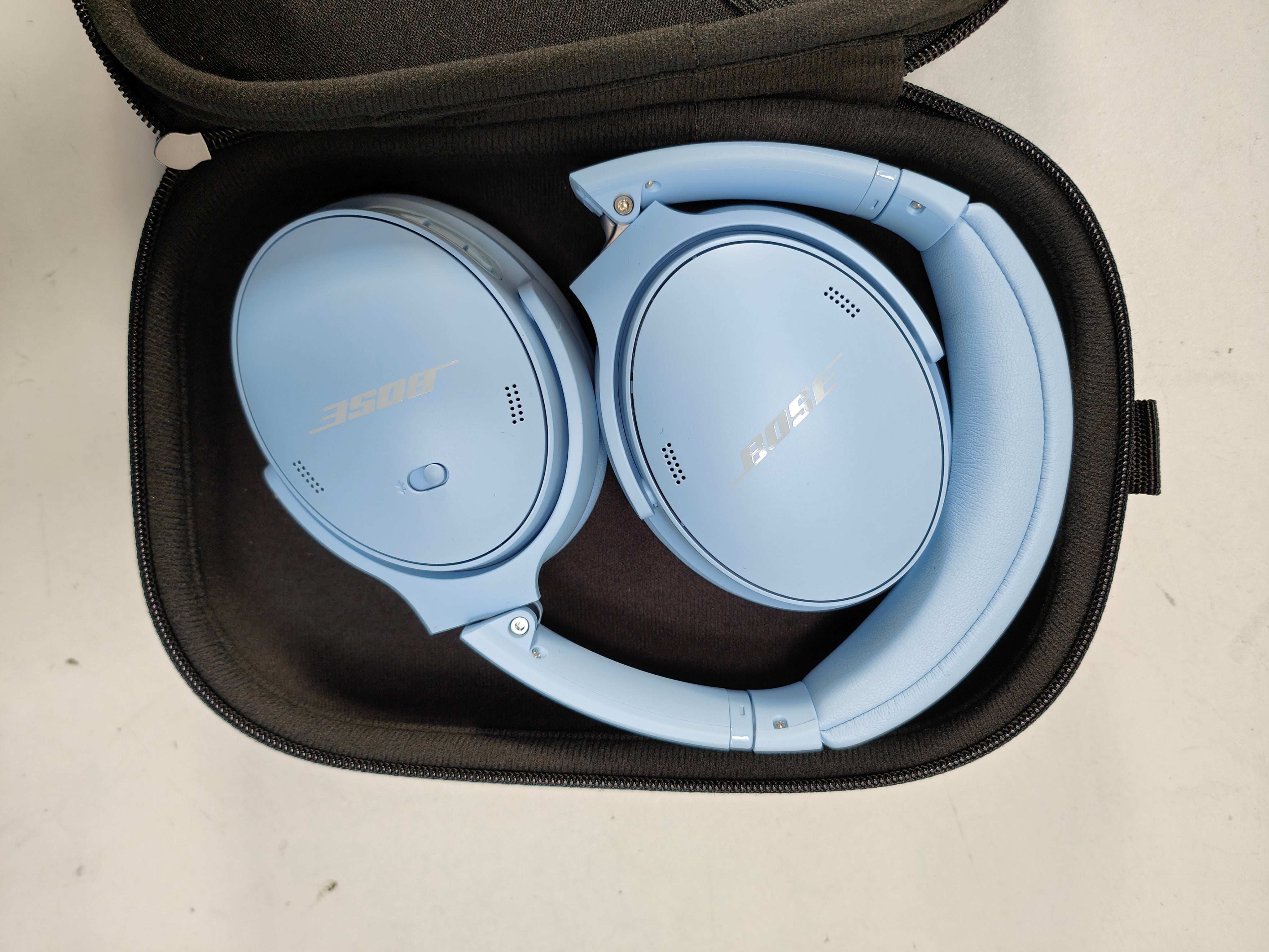 Bose QuietComfort Kopfhörer Blau Limitierte Auflage