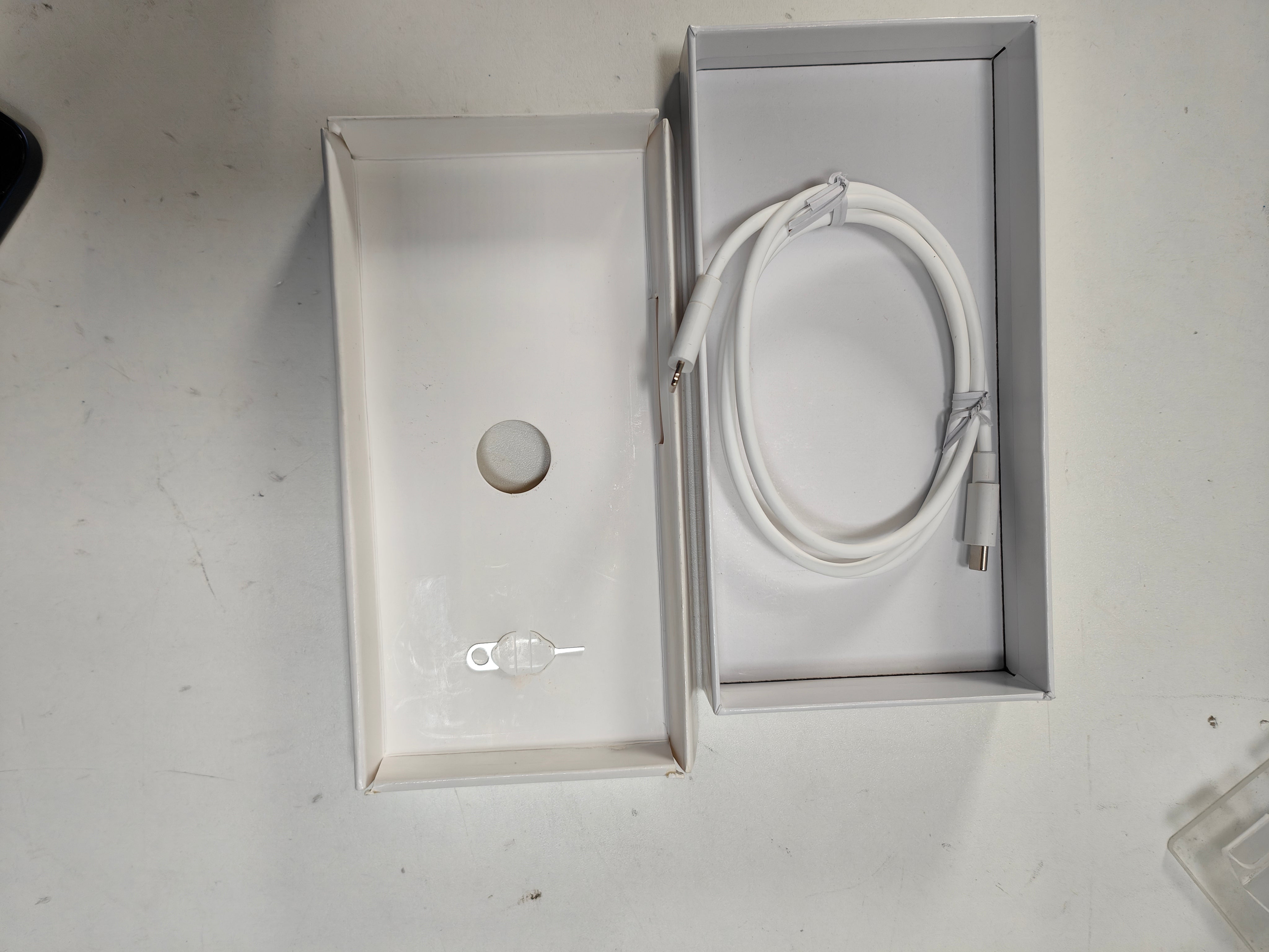 Generalüberholtes iPhone 12 64GB Blau