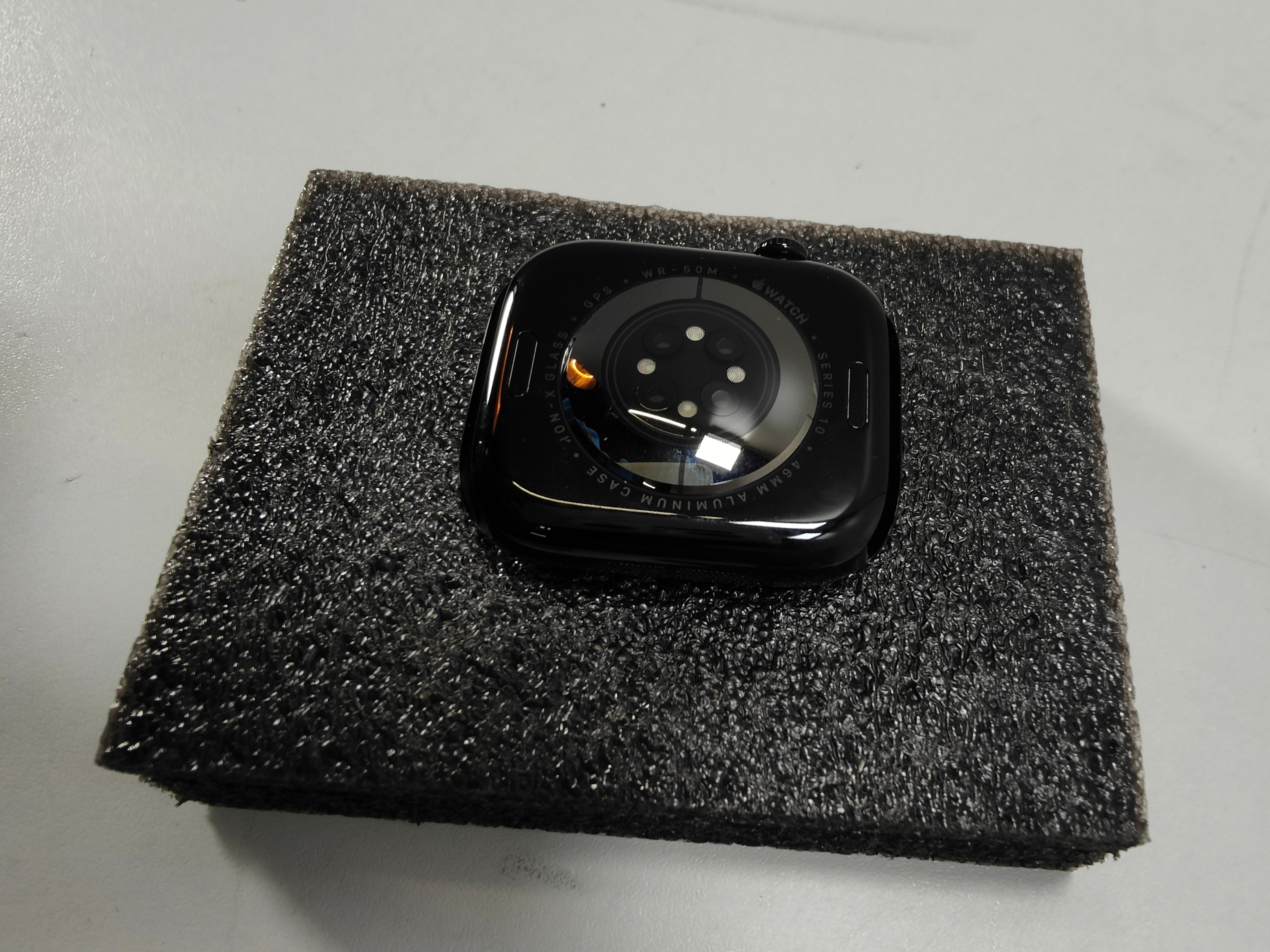 Apple Watch Series 10 GPS 46mm Jet Black Ink Sport