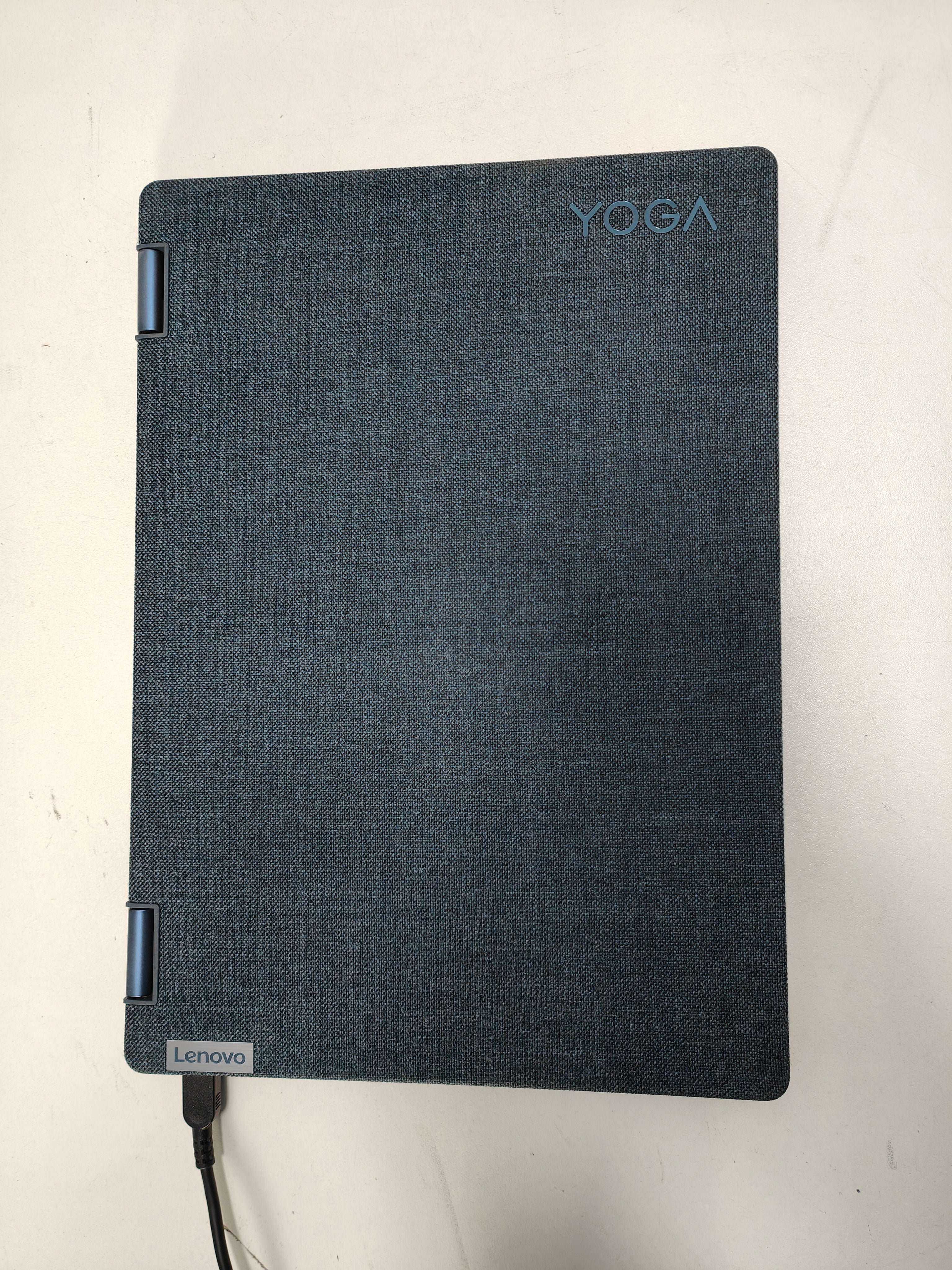 Lenovo Yoga 6 13ABR8 AMD Ryzen 5 7530U 33,78cm 13,3 Zoll WUXGA QWERTZ