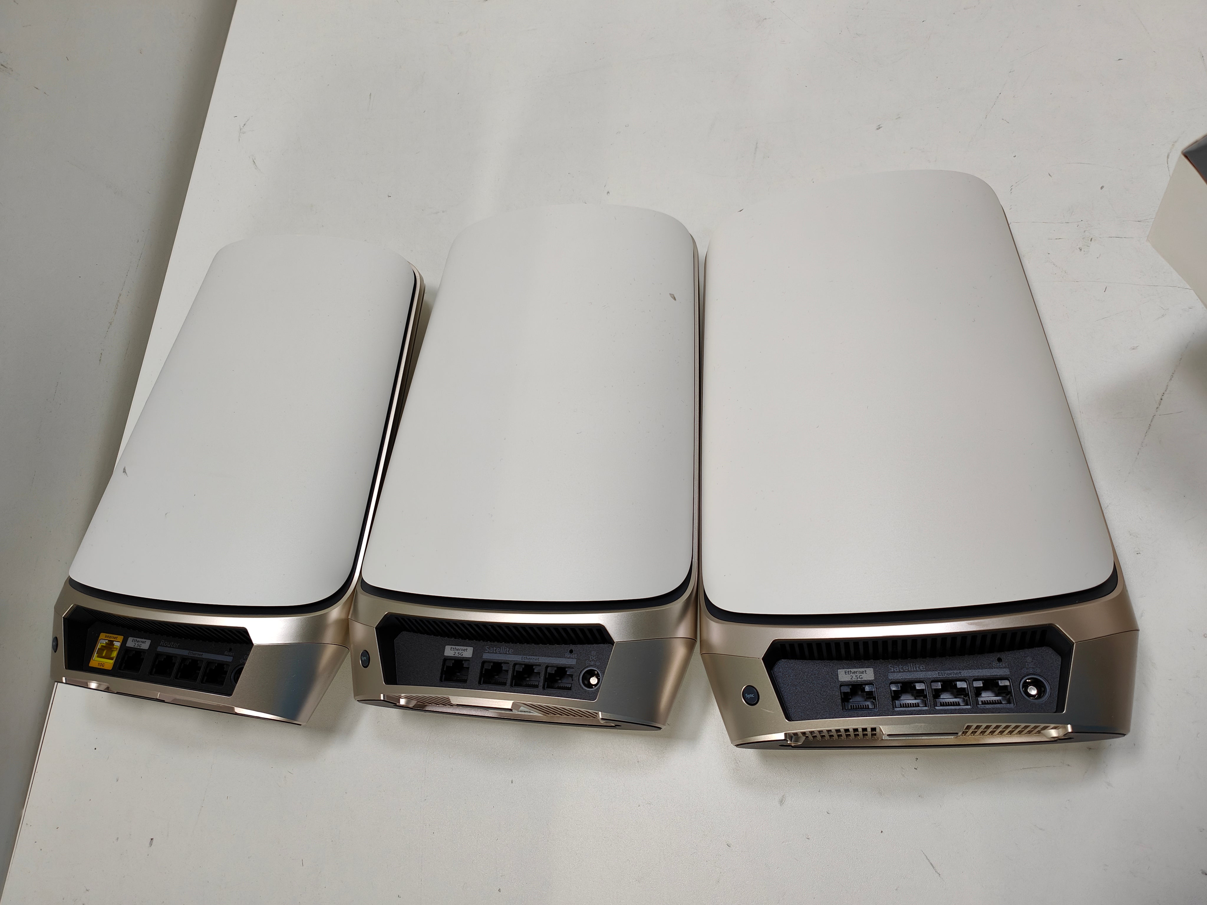 Netgear Orbi mesh wifi 6E RBKE963 3-pack