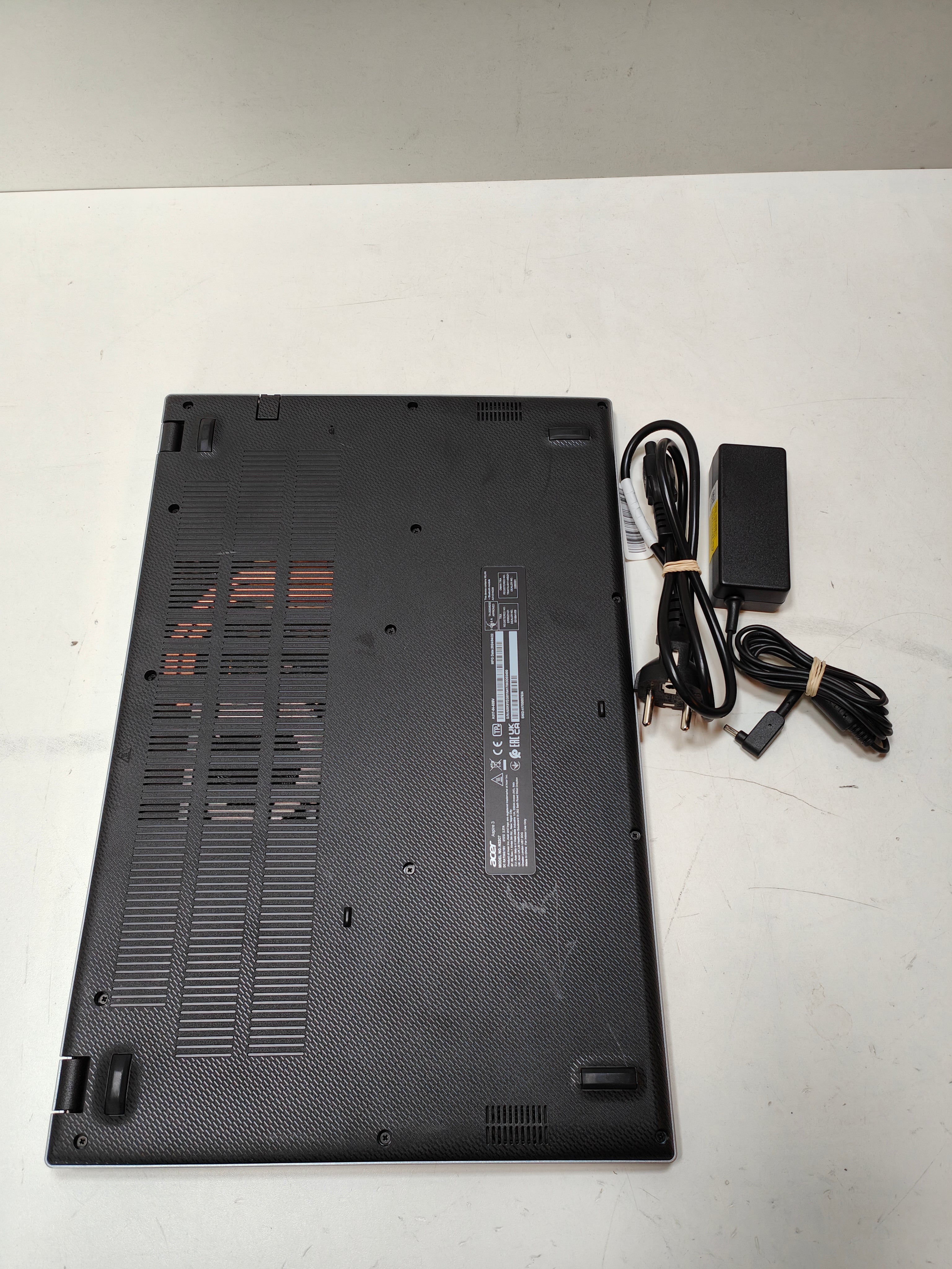 Acer Aspire 3 A317-54-52BV QWERTZ