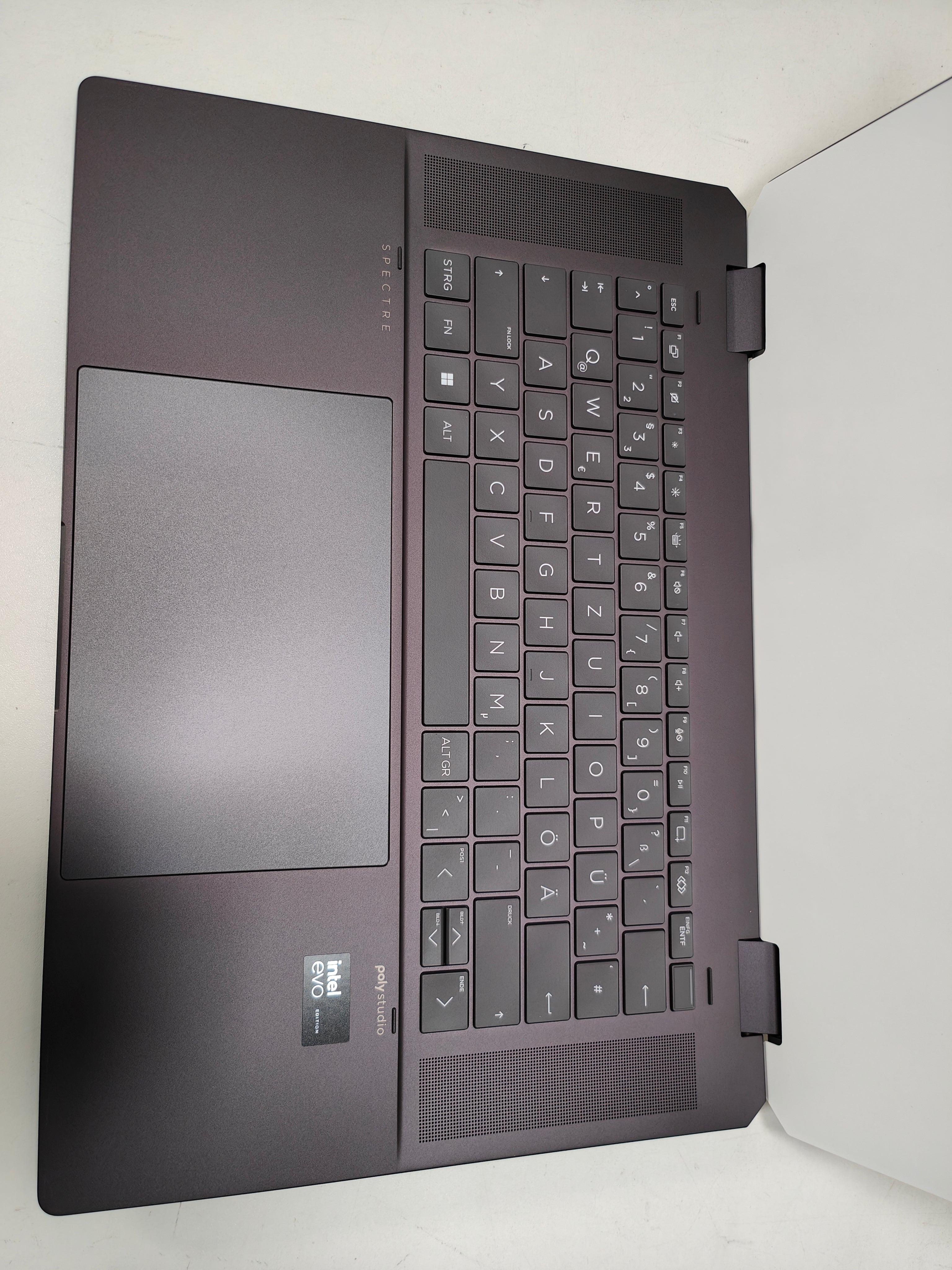 HP Spectre x360 16-aa0074ng QWERTZ