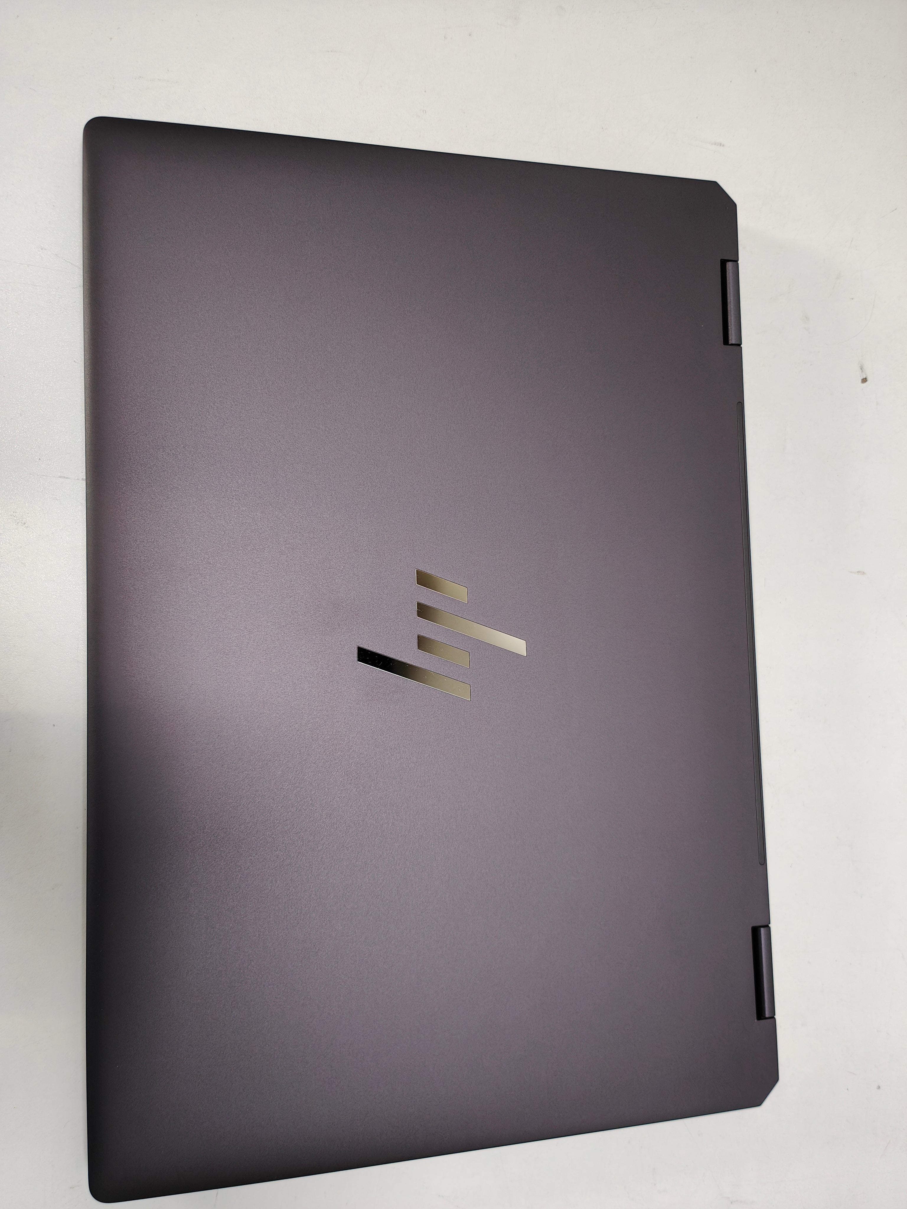 HP Spectre x360 16-aa0074ng QWERTZ