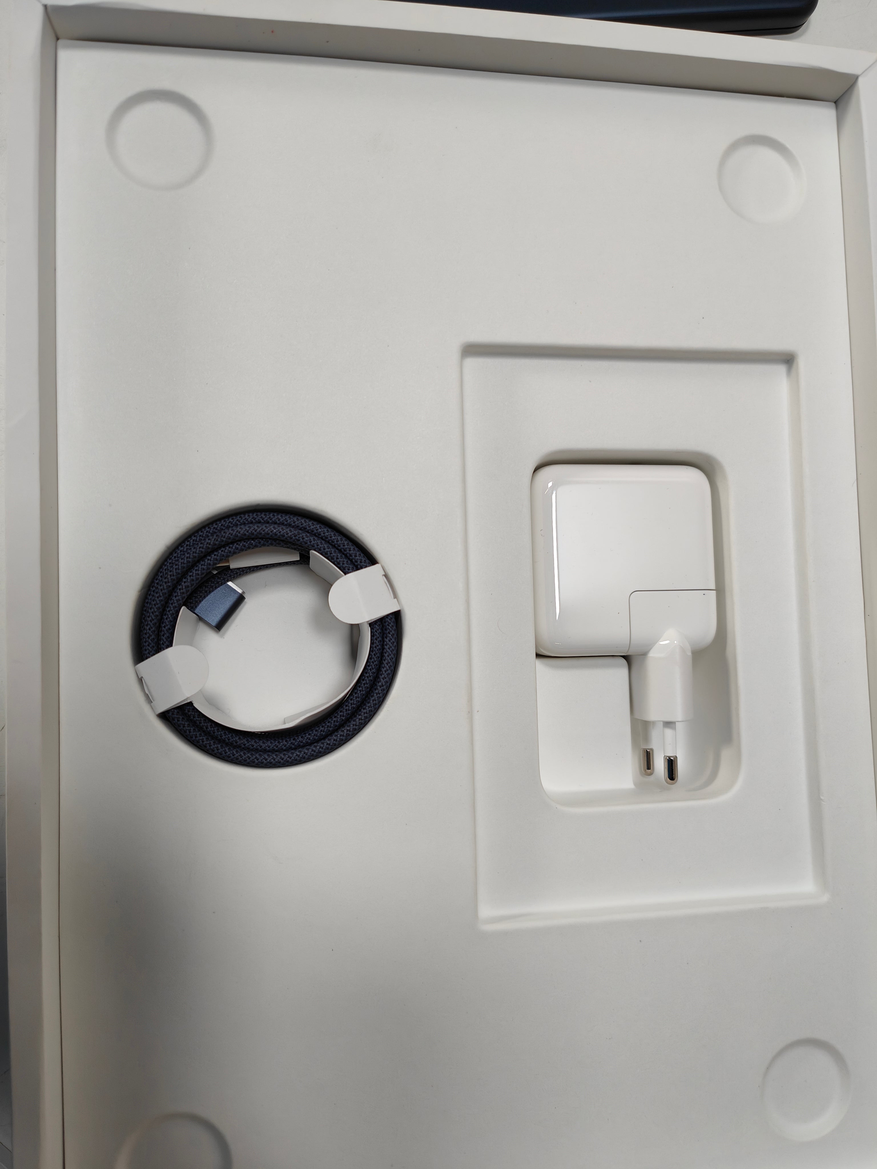 Apple MacBook Air 13" (2024) M3 (8/8) 8GB/256GB Middernacht AZERTY