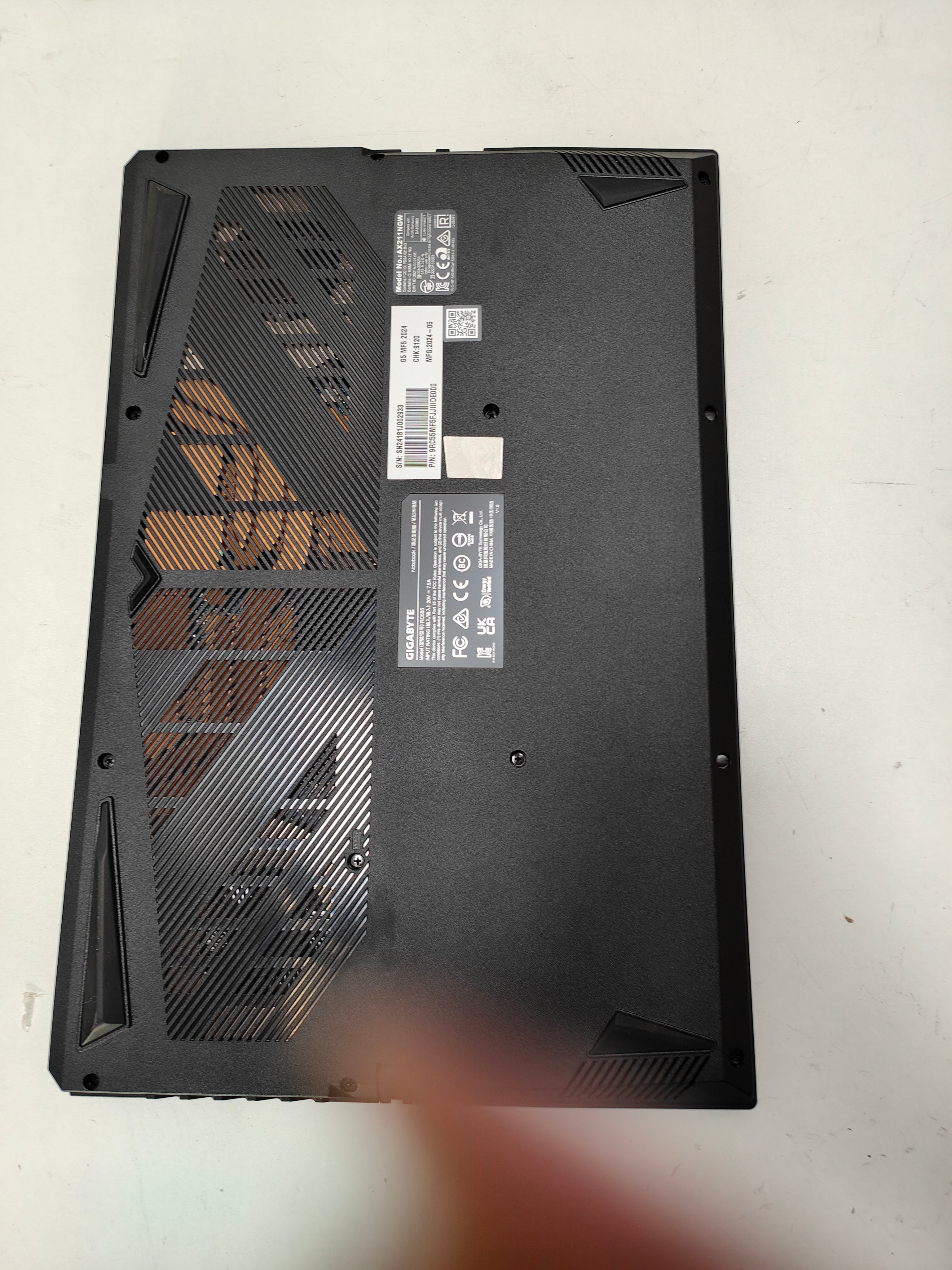 Gigabyte G5 MF5-H2DE354KH QWERTZ