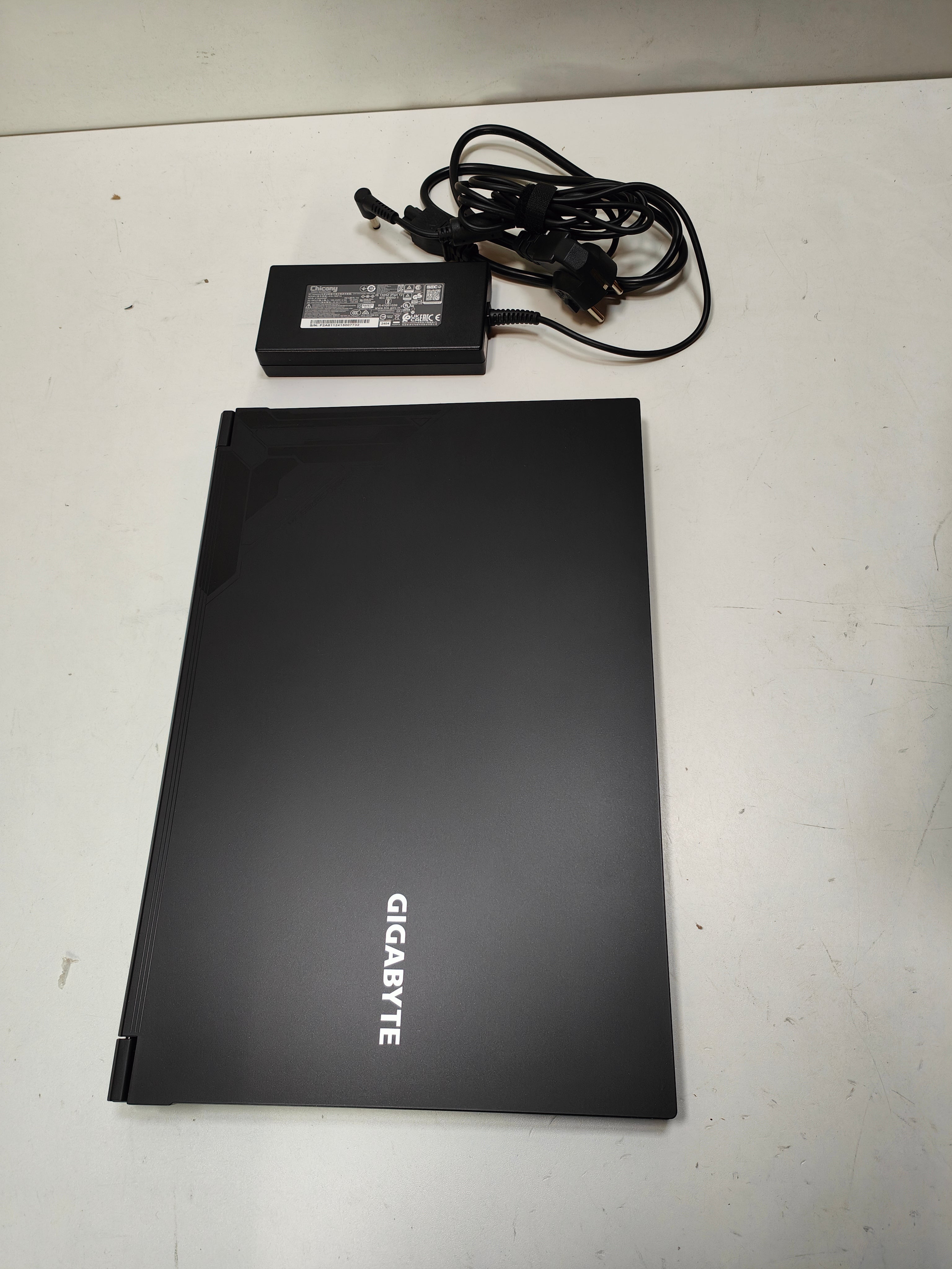 Gigabyte G5 MF5-H2DE354KH QWERTZ