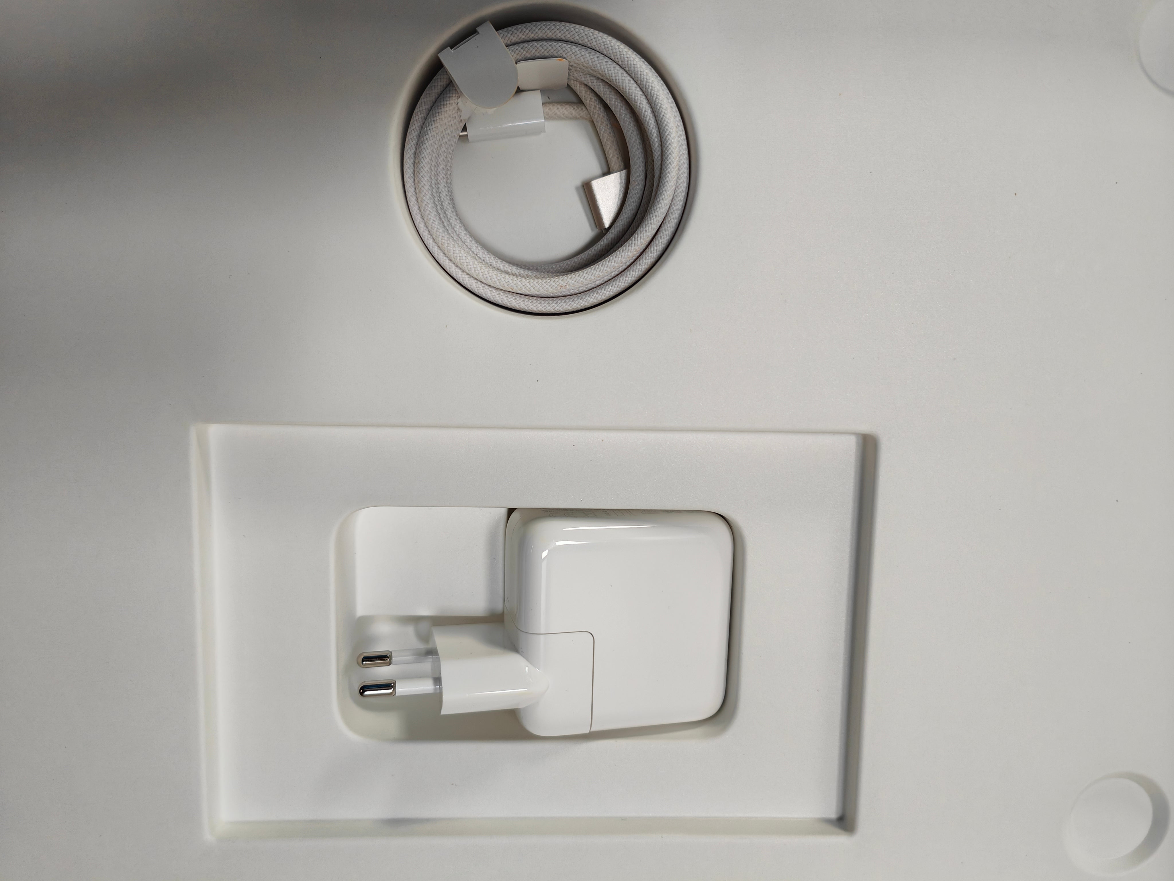 Apple MacBook Air 15" (2024) M3 (8/10) 8GB/256GB Sterrenlicht QWERTY