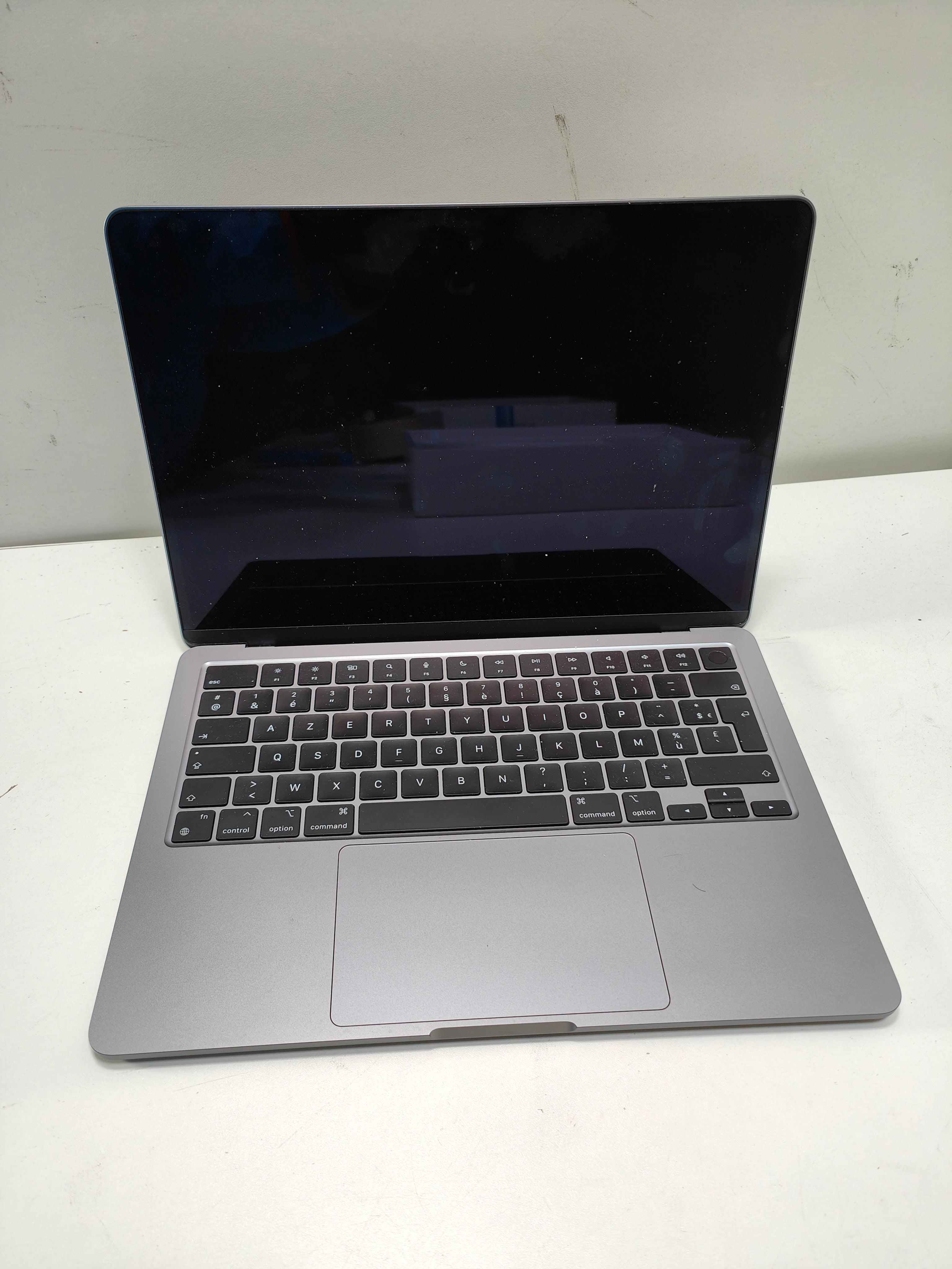 Apple MacBook Air 13" (2024) M3 (8/10) 16GB/256GB Spacegrijs AZERTY