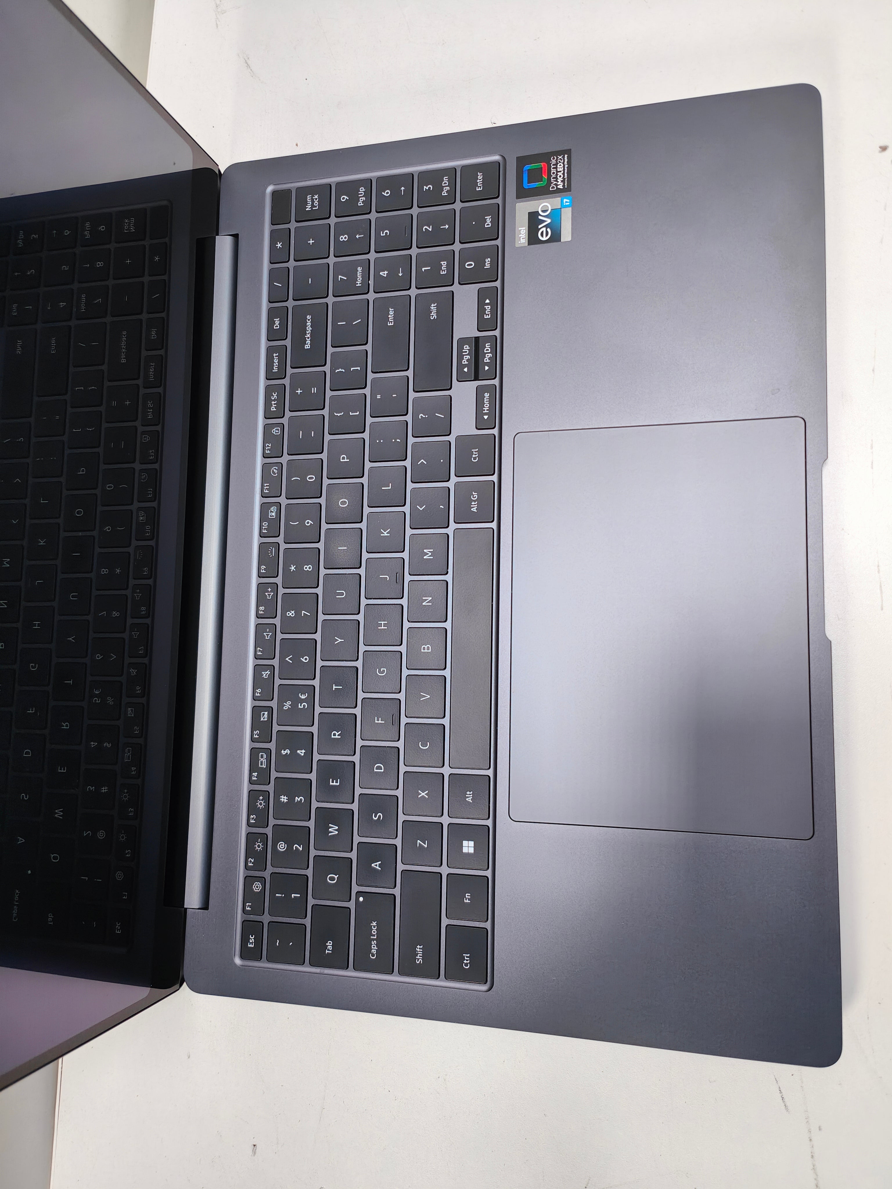 Samsung Galaxy Book3 Pro NP960XFG-KC1NL QWERTY