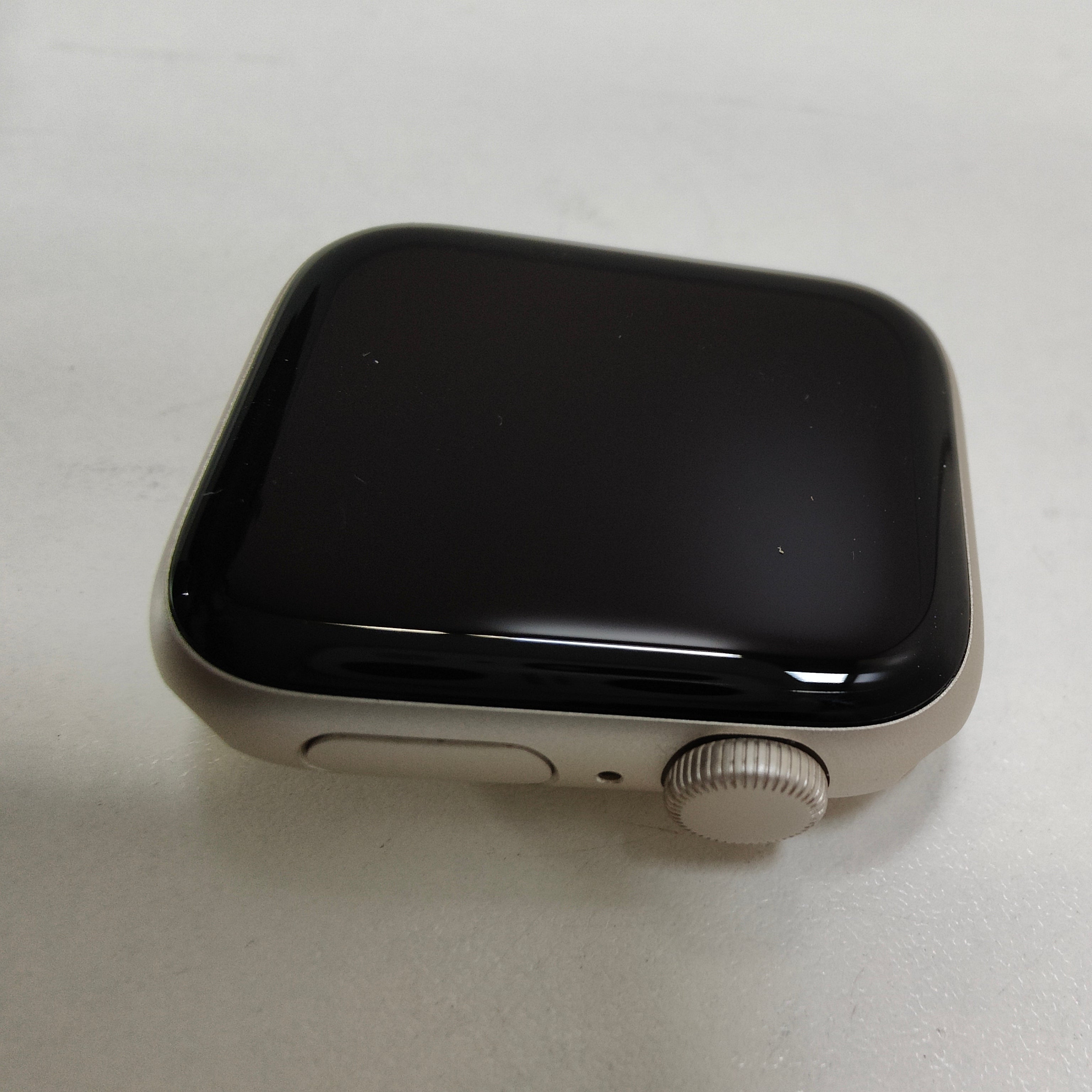 Apple Watch SE (2022) 40mm Starlight S/M - Gen 2