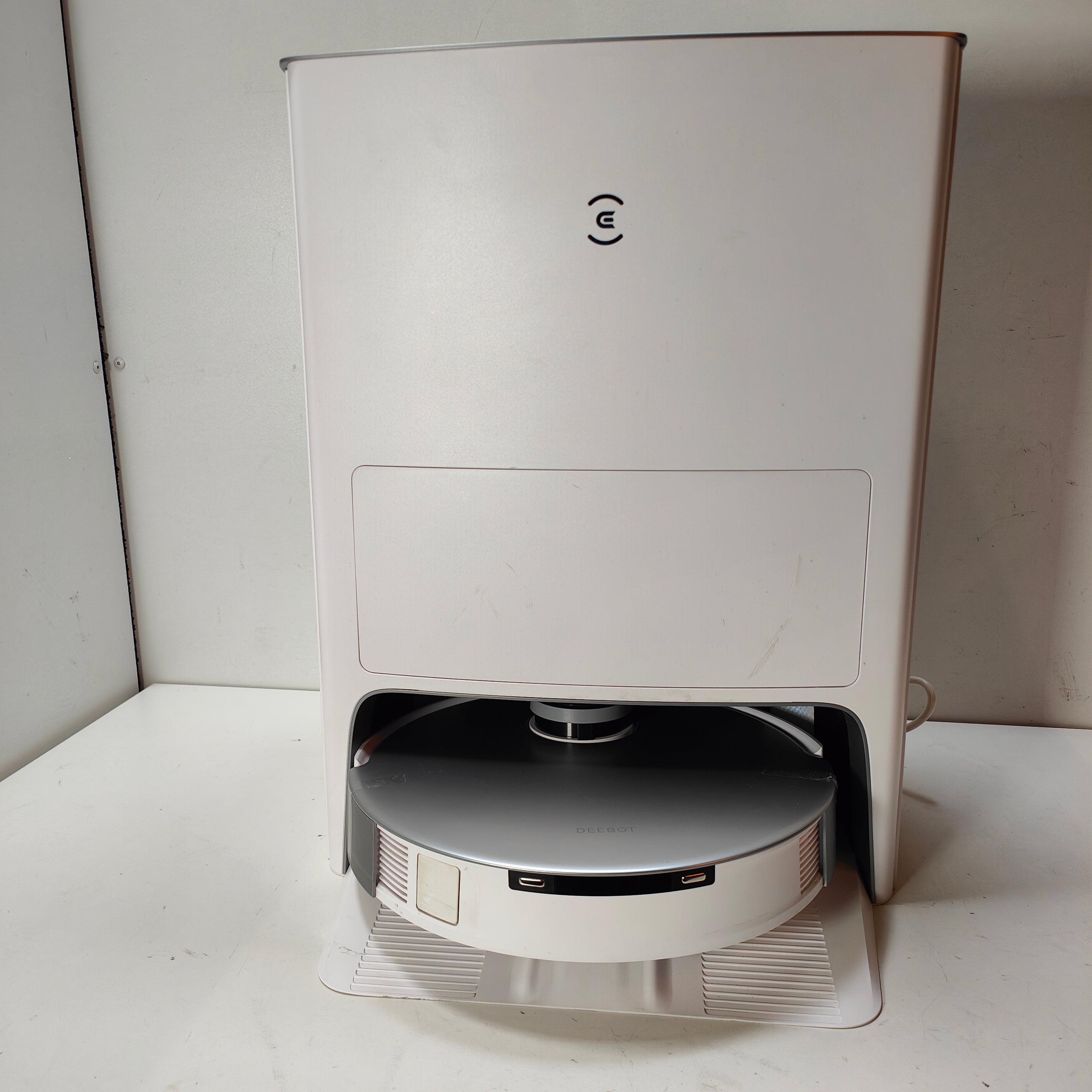 Ecovacs DEEBOT T20 OMNI