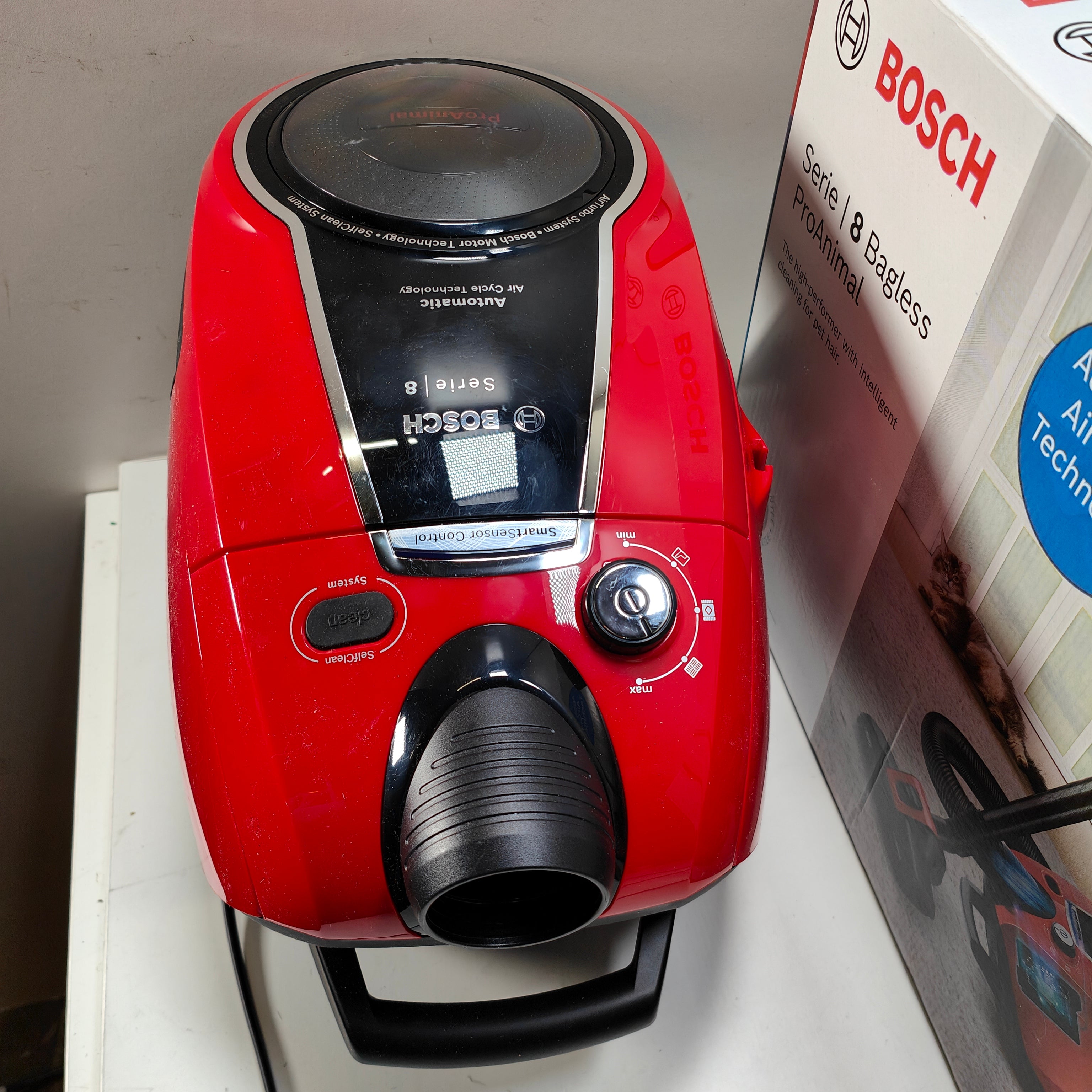 Bosch Relaxx'x Serie 8 ProAnimal BGS7PET1