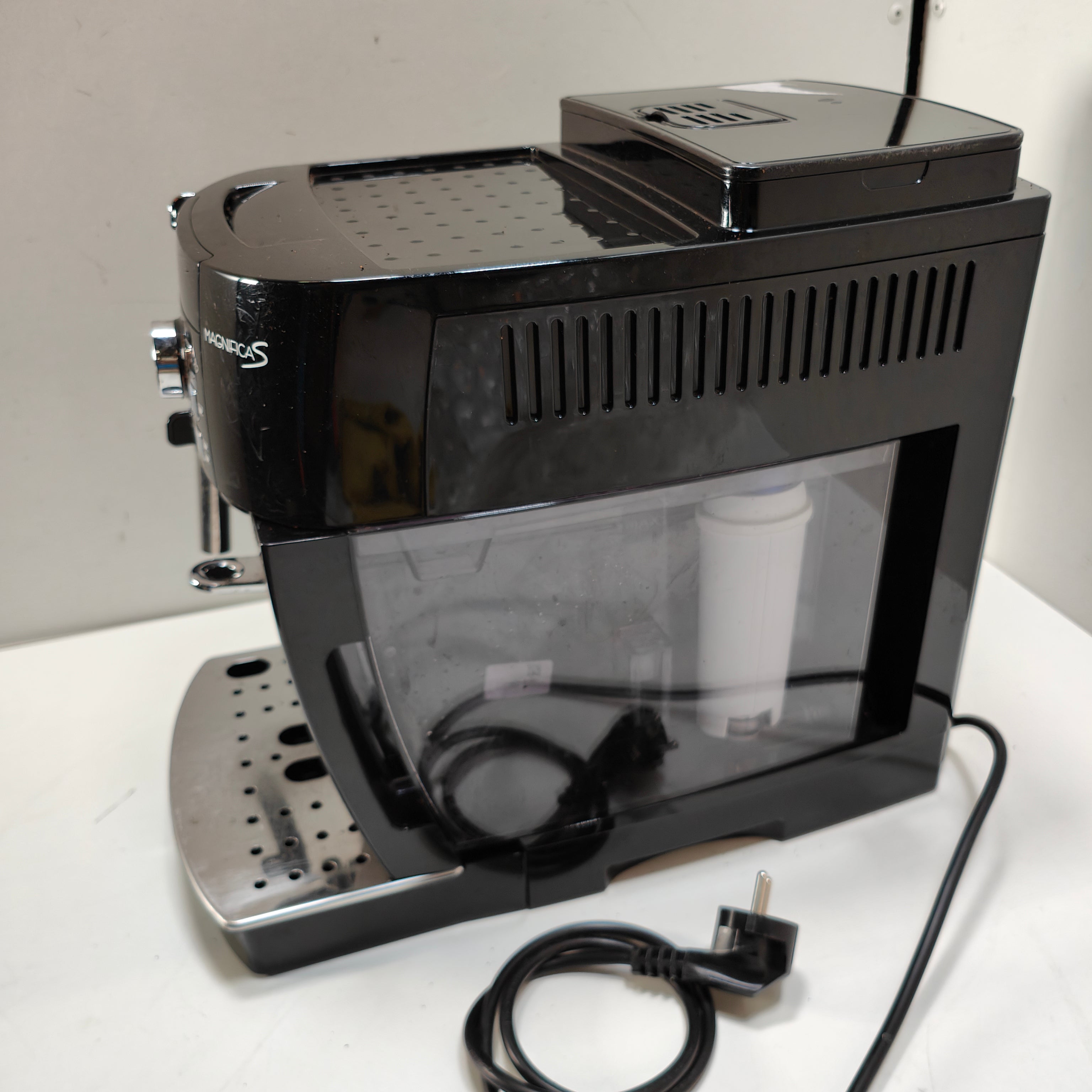 DeLonghi ECAM 21.117.B Magnifica S