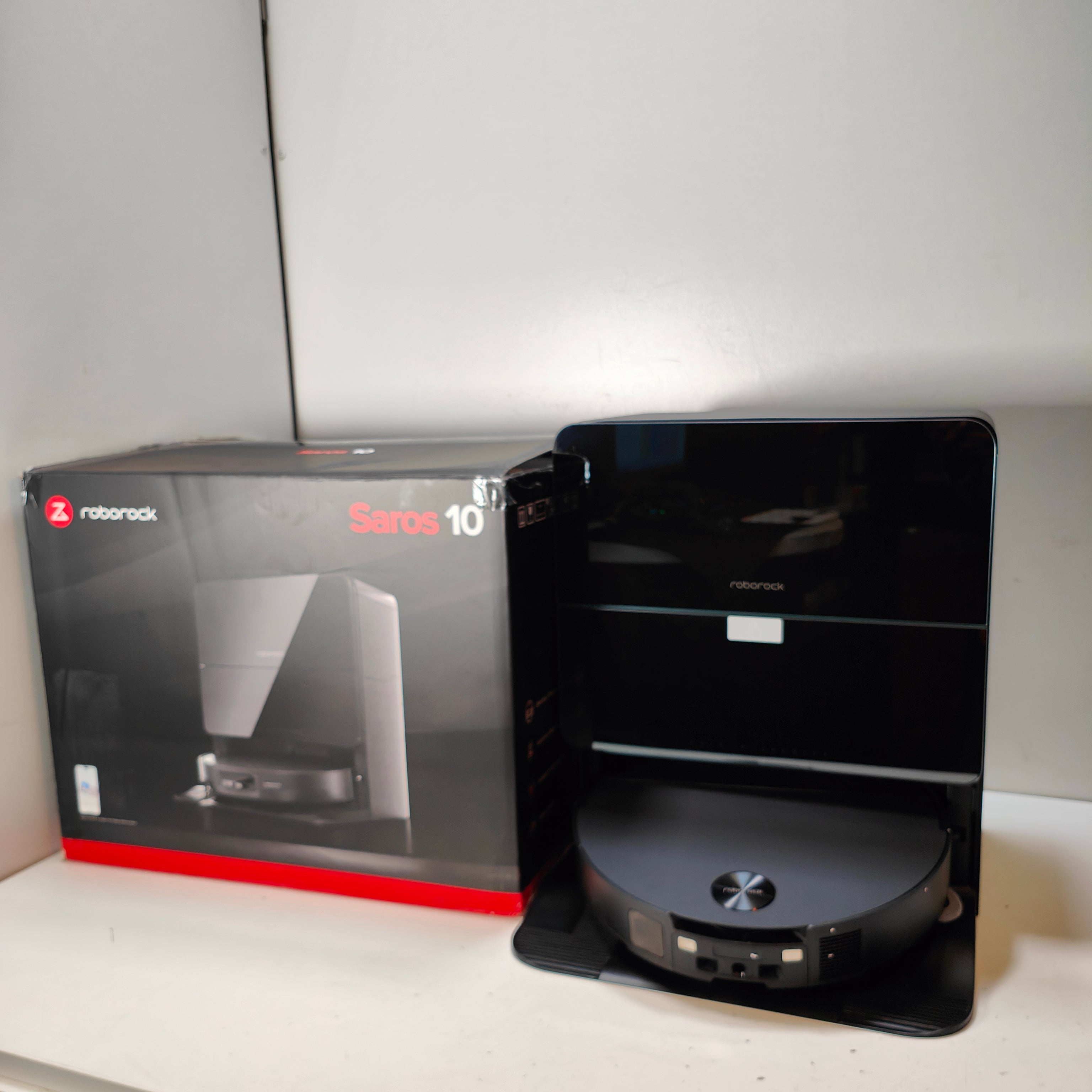 Roborock Saros 10 Noir