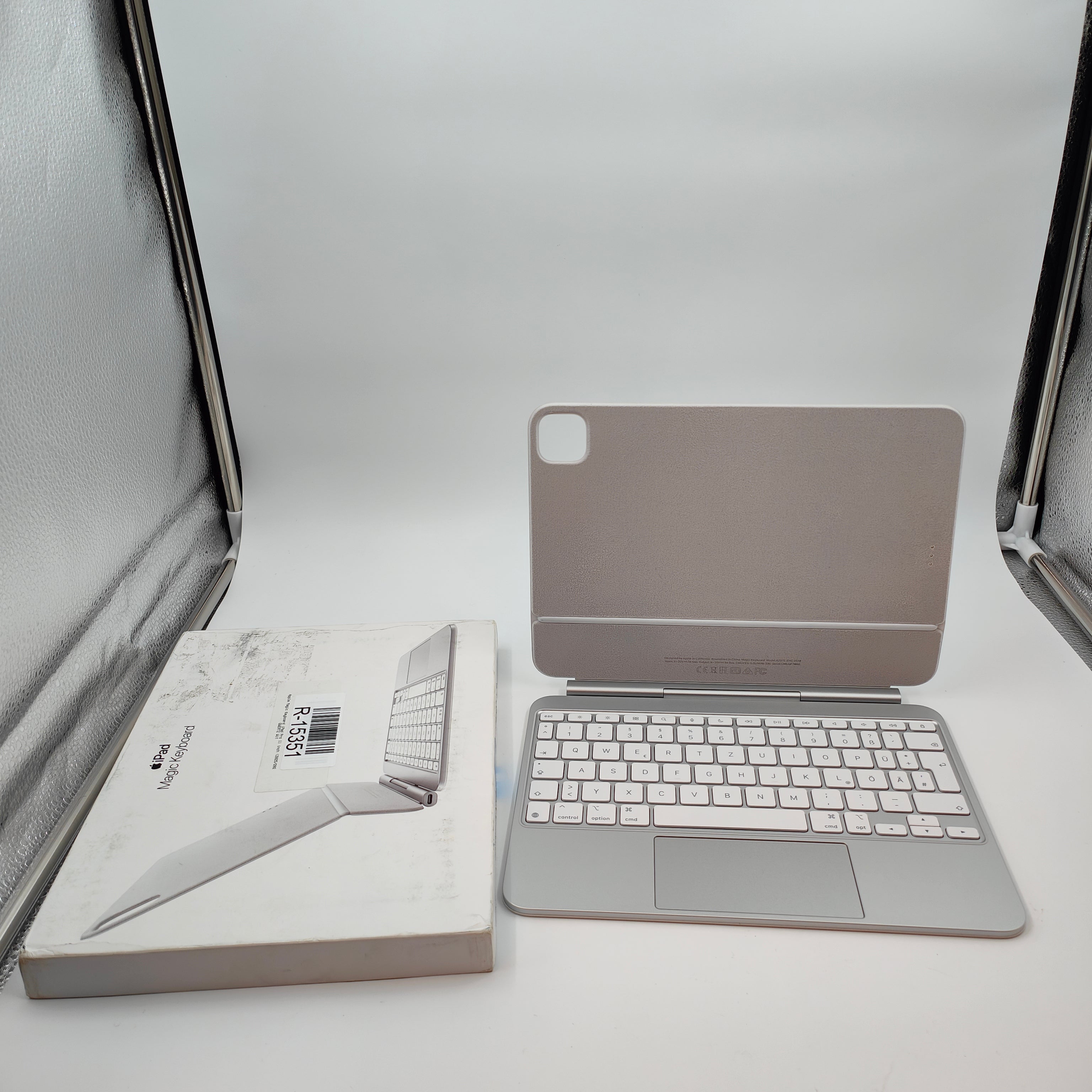 Clavier Magique Apple iPad Pro 11 pouces (2024) QWERTZ Blanc