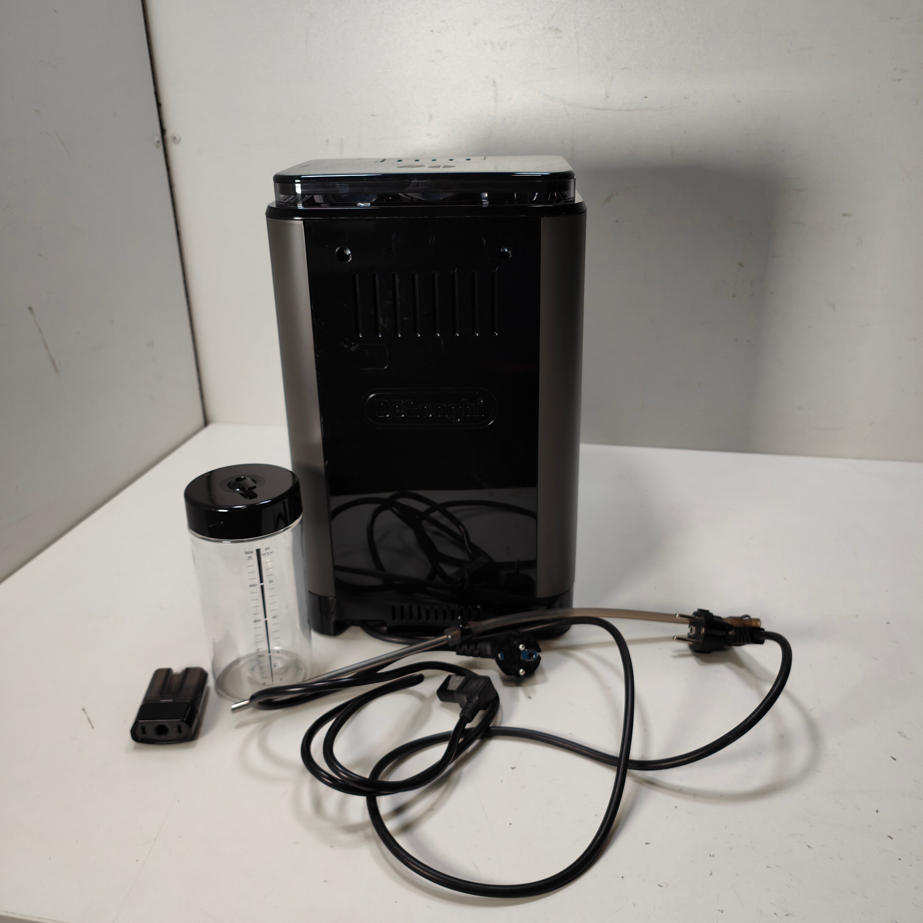 DeLonghi Eletta Explore ECAM450.86.TTitanium