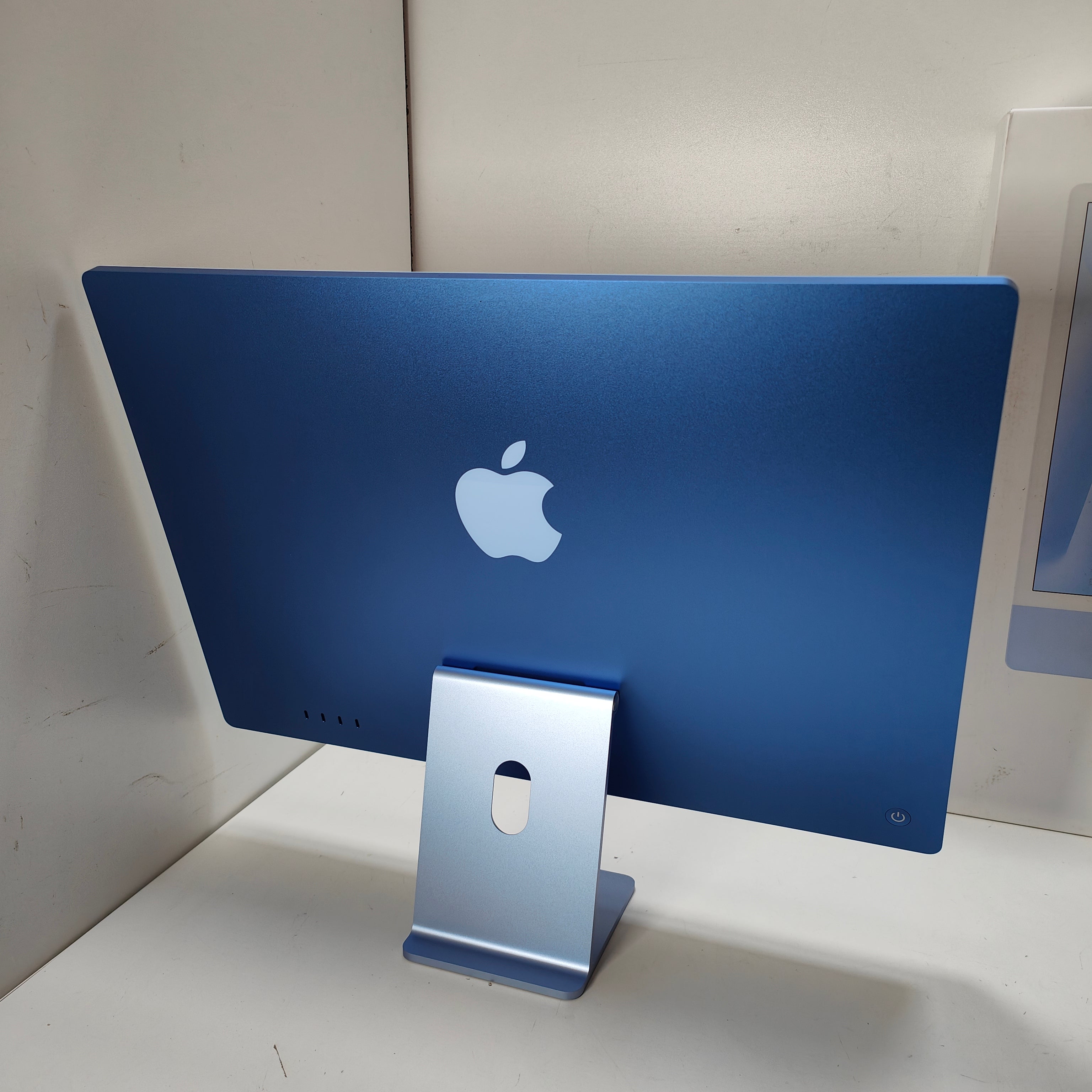 Apple iMac 24" (2024) M4 (10/10) 24 Go/1 To Bleu AZERTY