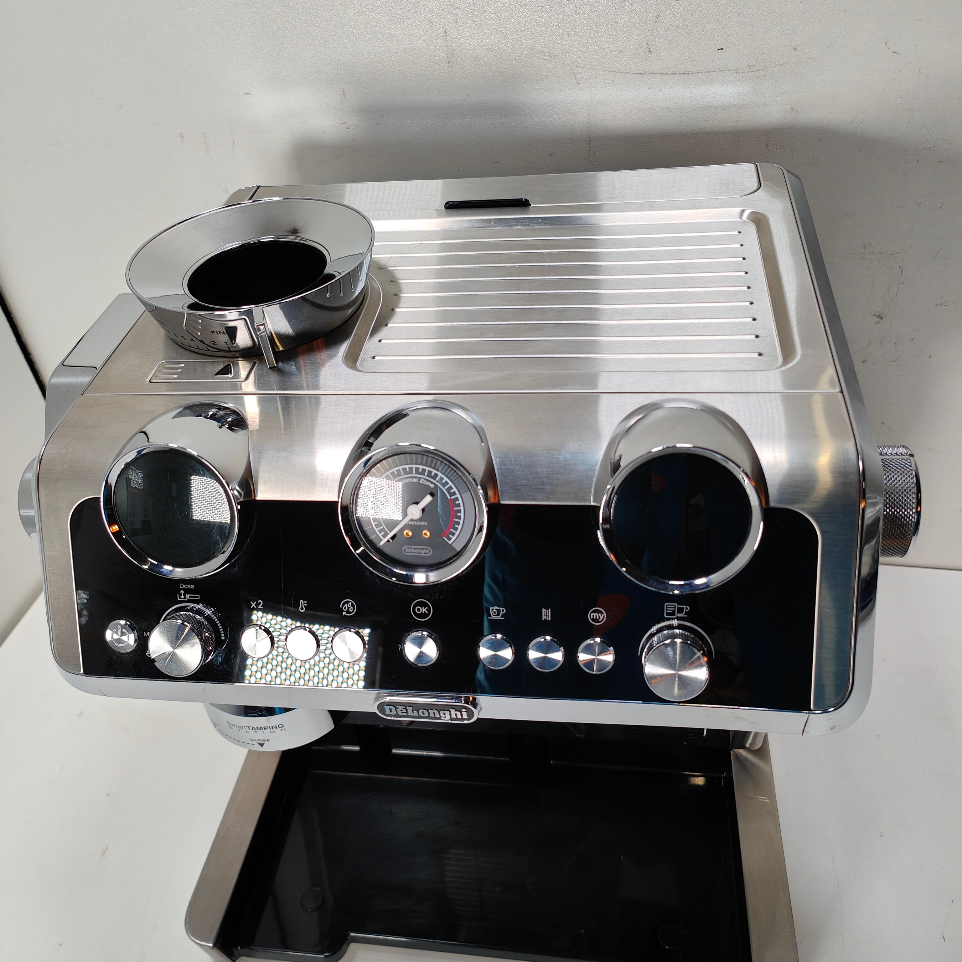 DeLonghi The Specialist Master EC9865.M