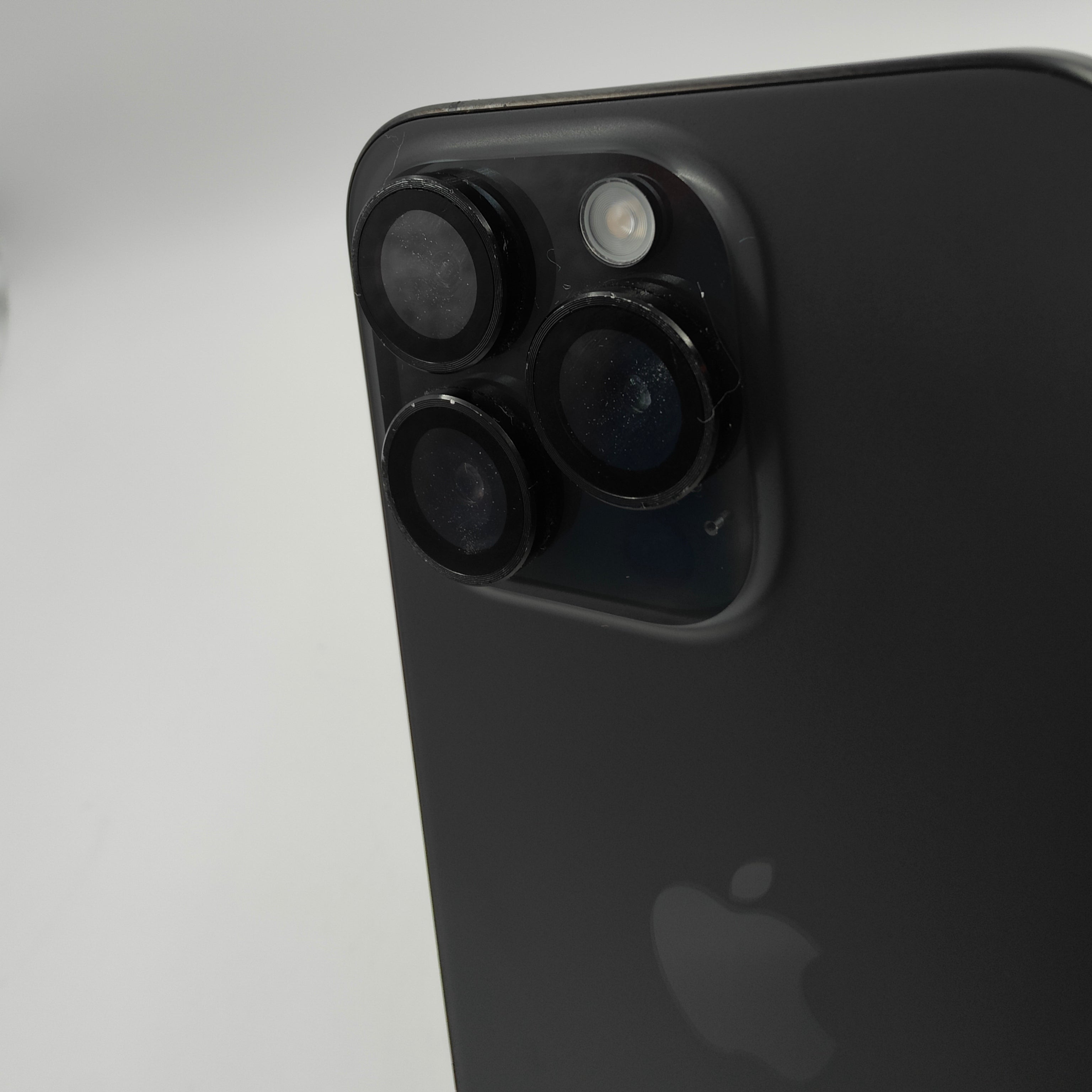 Apple iPhone 15 Pro 128GB Black Titanium