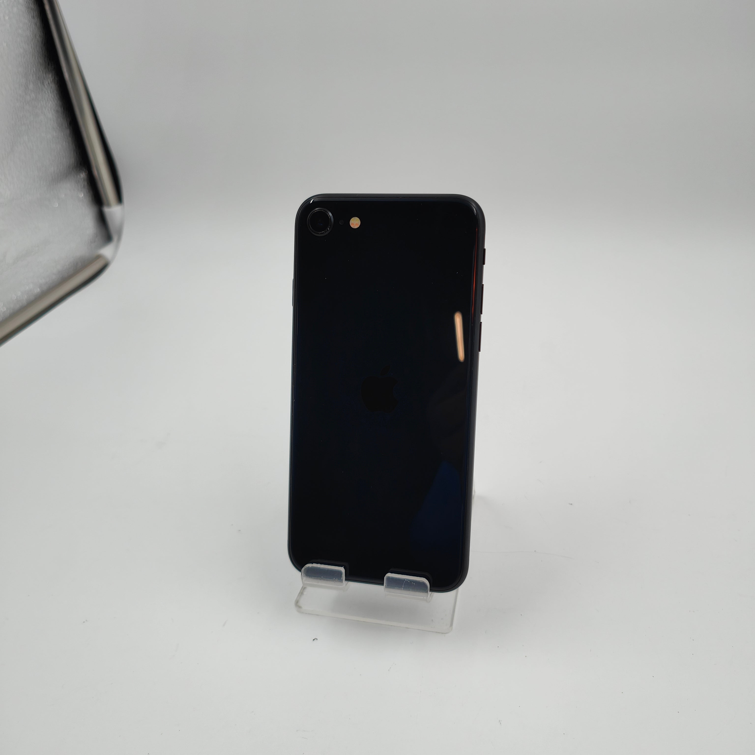 Refurbished iPhone SE (2022) 64GB Zwart