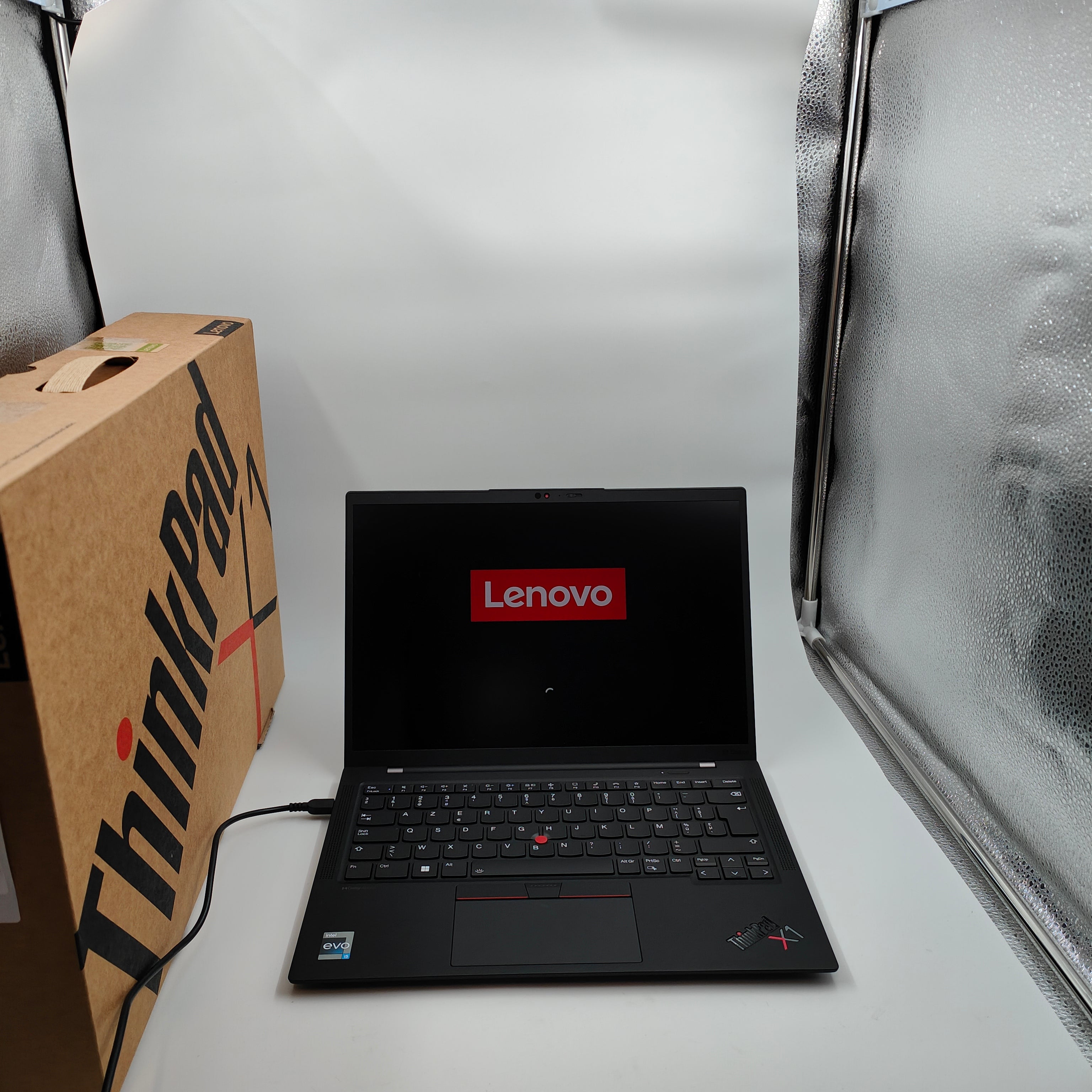 Lenovo ThinkPad X1 Carbon Gen 11 - 21HM002SMB AZERTY