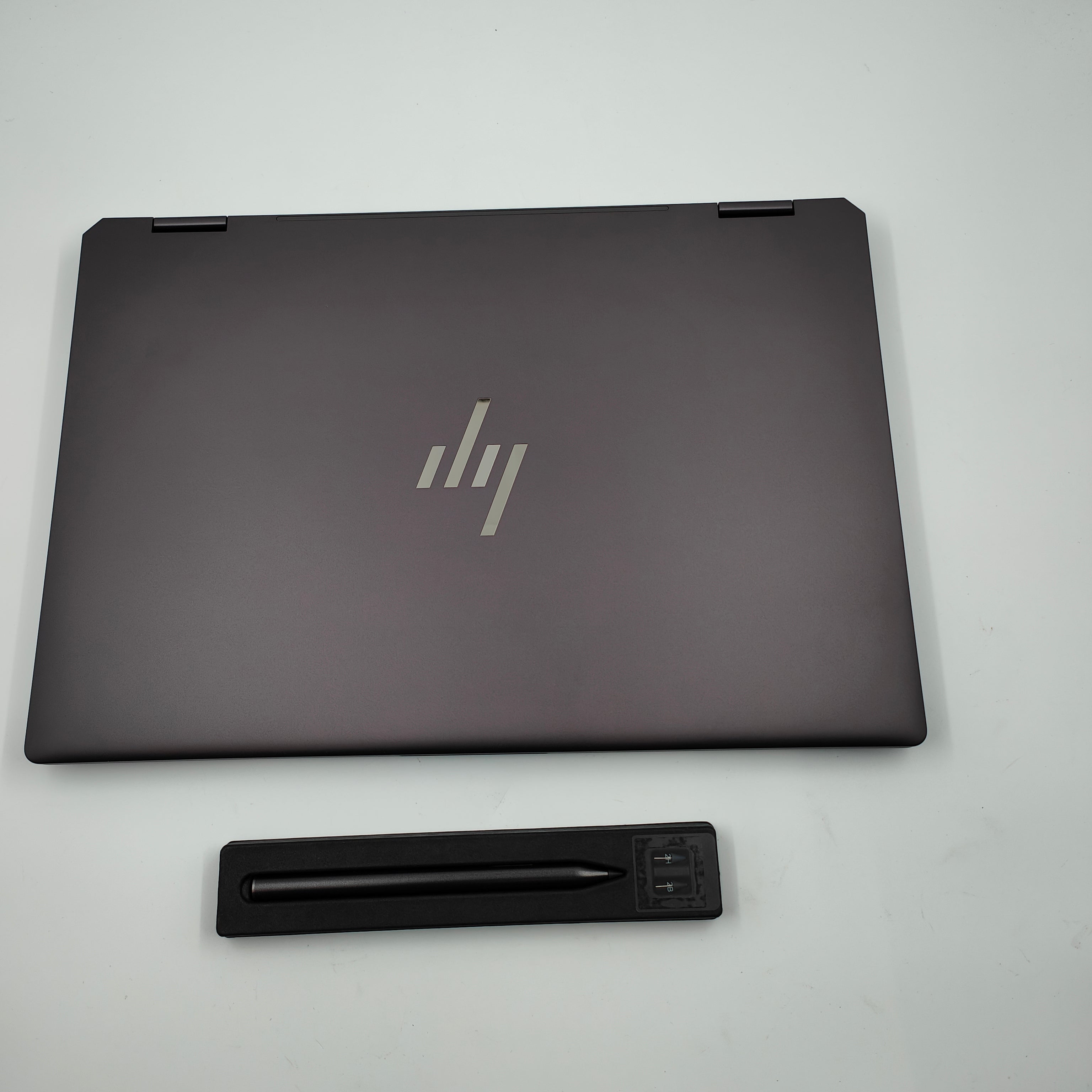 HP Spectre x360 16-aa0074ng QWERTZ
