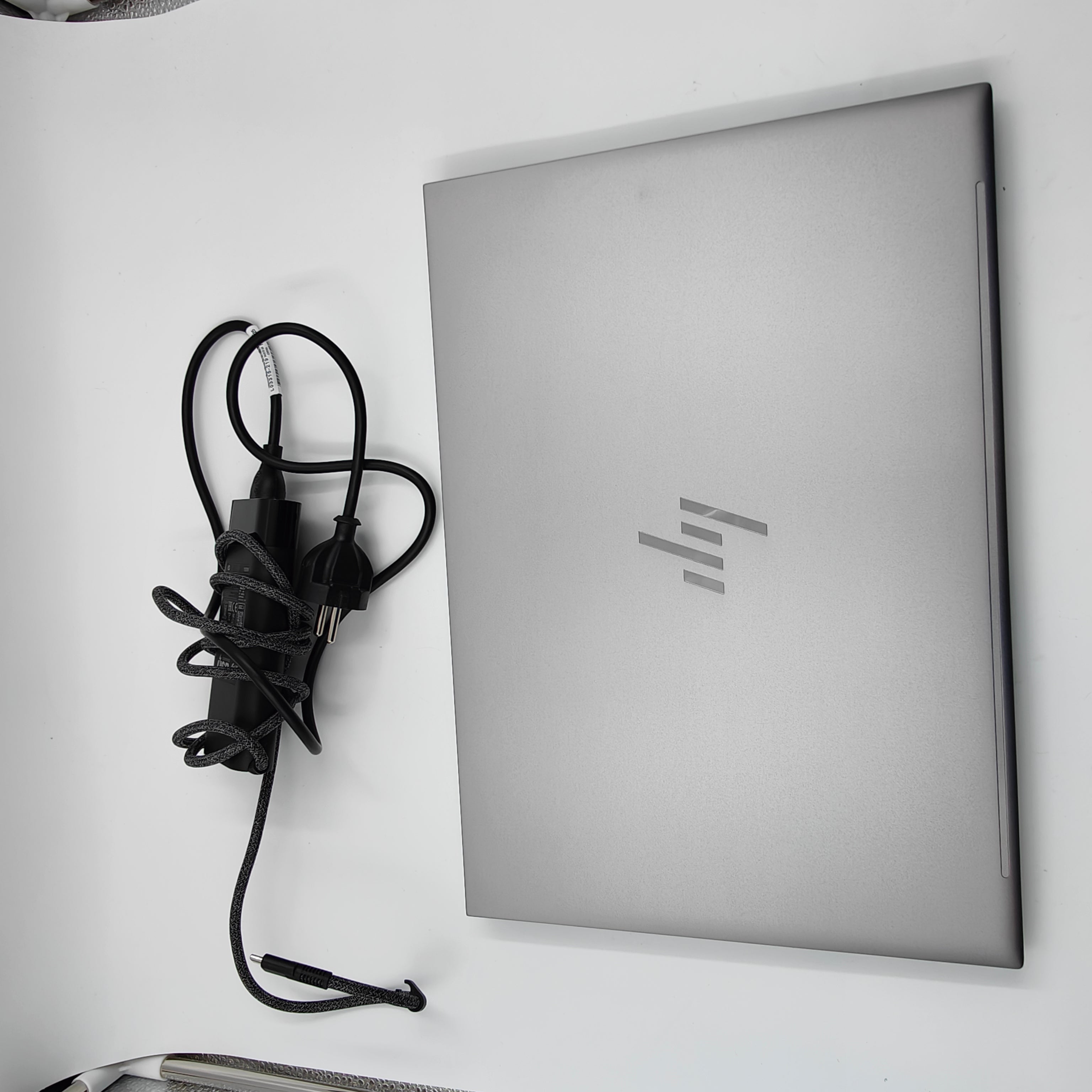 HP ZBook Firefly 16 G11 - 5G4K0ES QWERTY