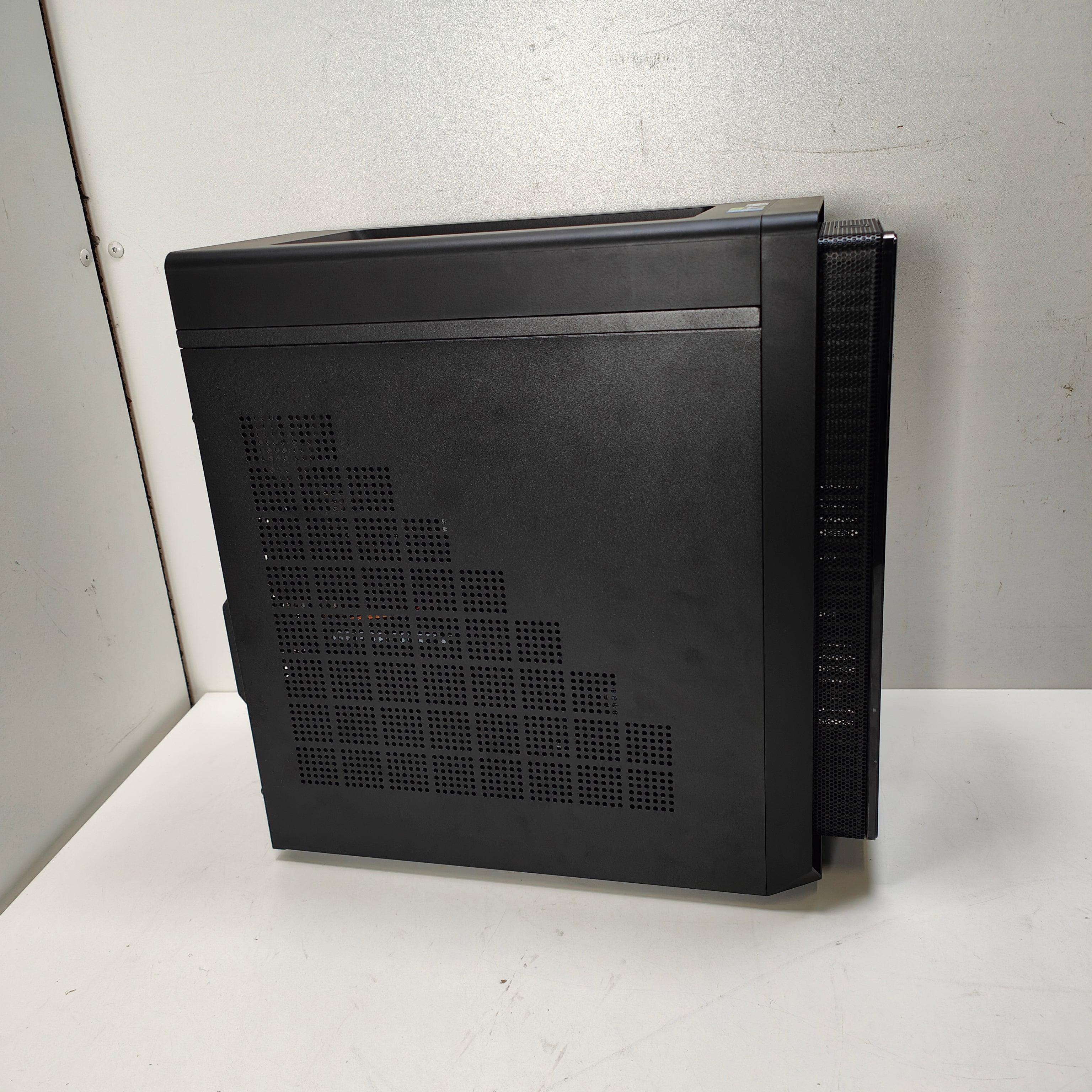 Acer Predator Orion 3000 655 I5142G