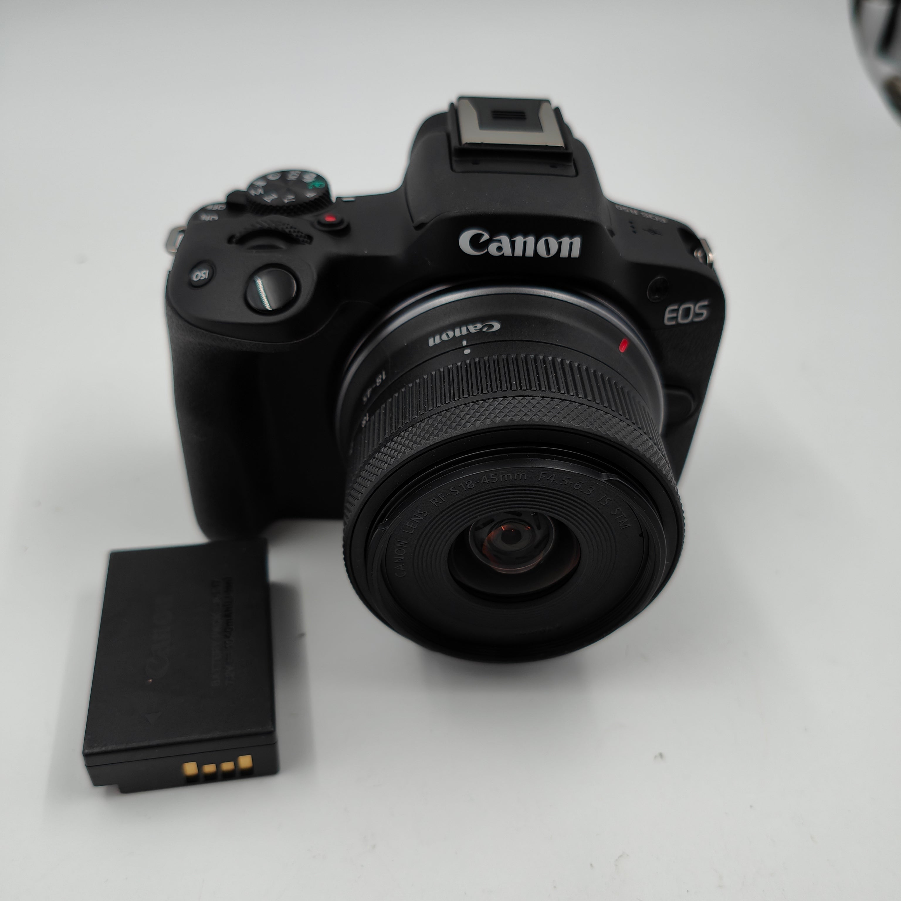 Canon EOS R50 + RF-S 18-45mm f/4.5-6.3 IS STM
