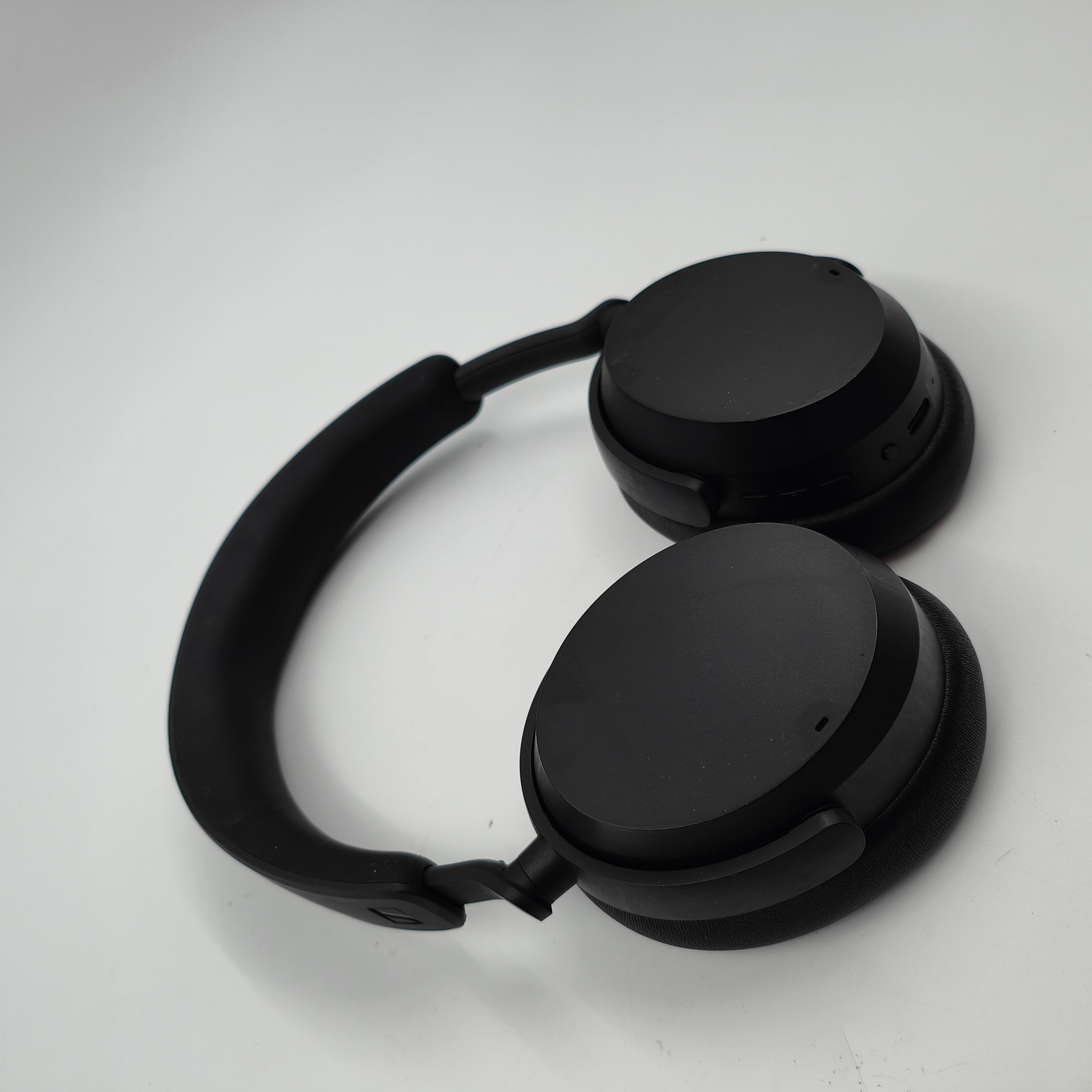 Sennheiser Accentum Wireless Schwarz
