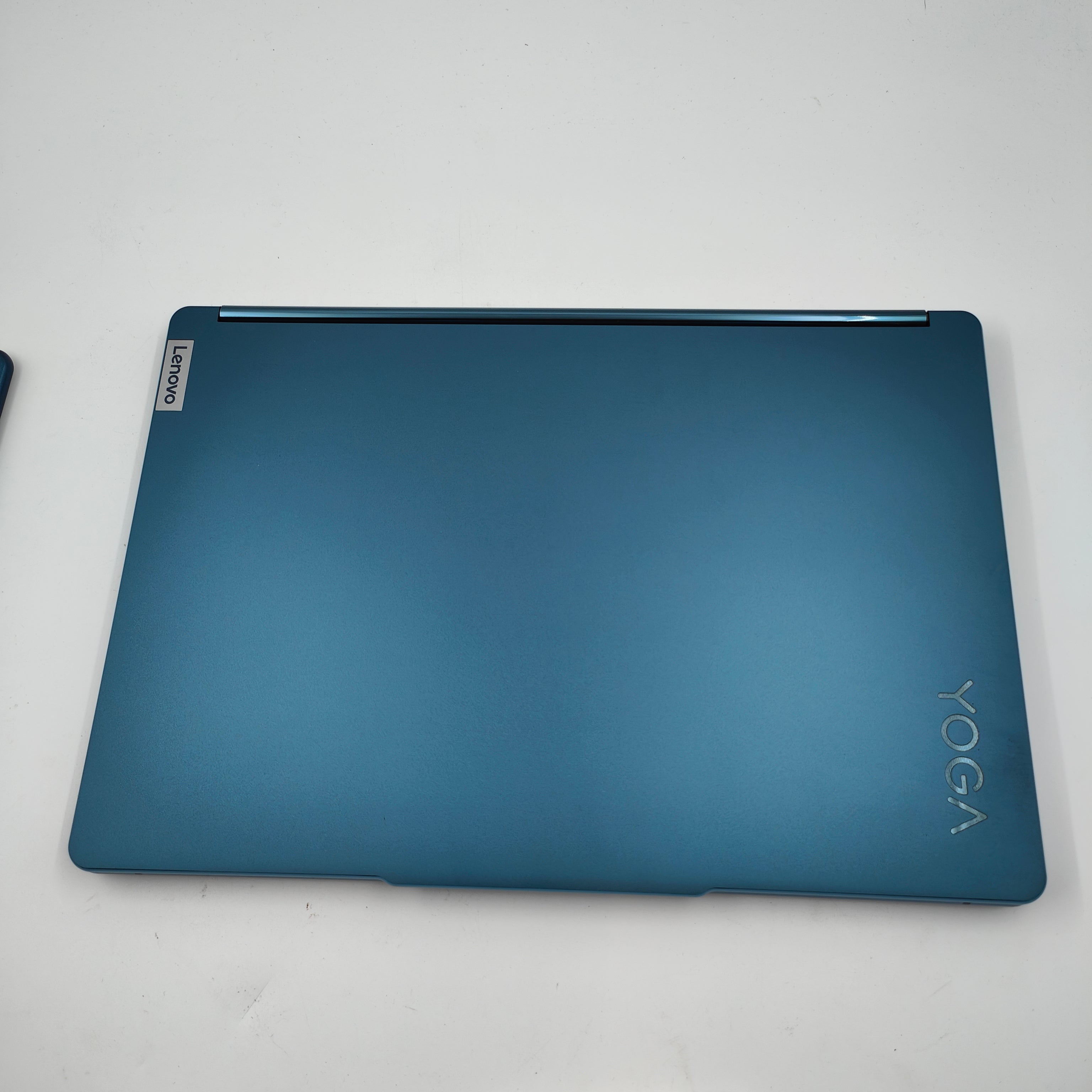 Lenovo Yoga Book 9 83FF002WMH QWERTY