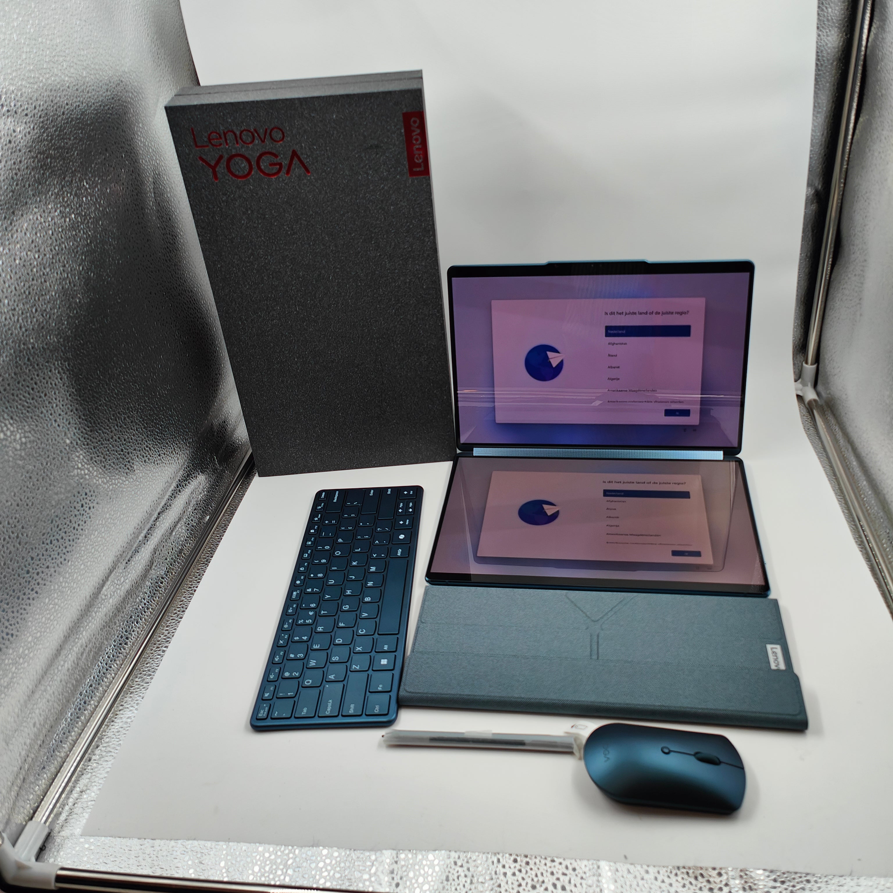 Lenovo Yoga Book 9 83FF002WMH QWERTY