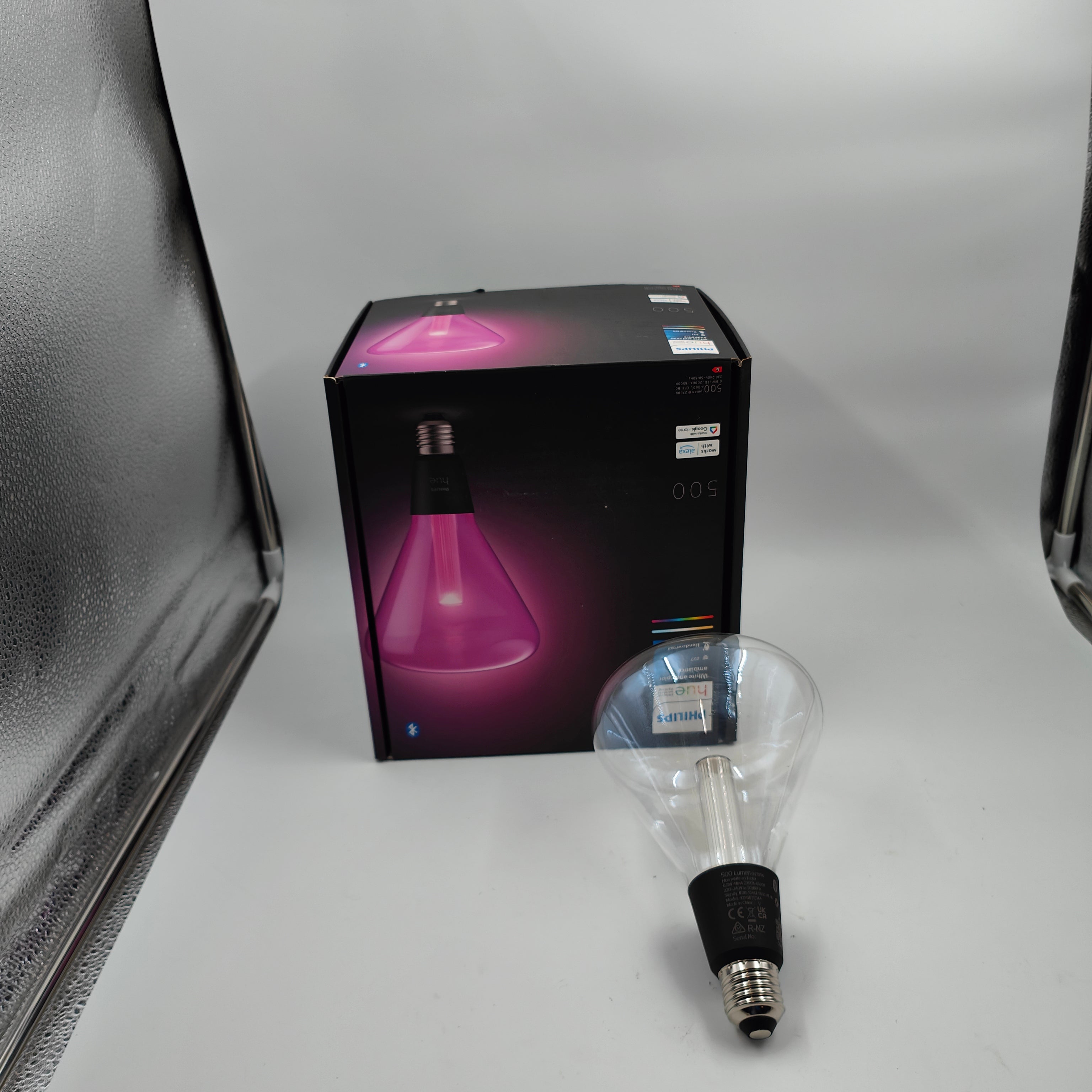 Philips Hue Lightguide Dreieck – weißes und farbiges Licht – E2