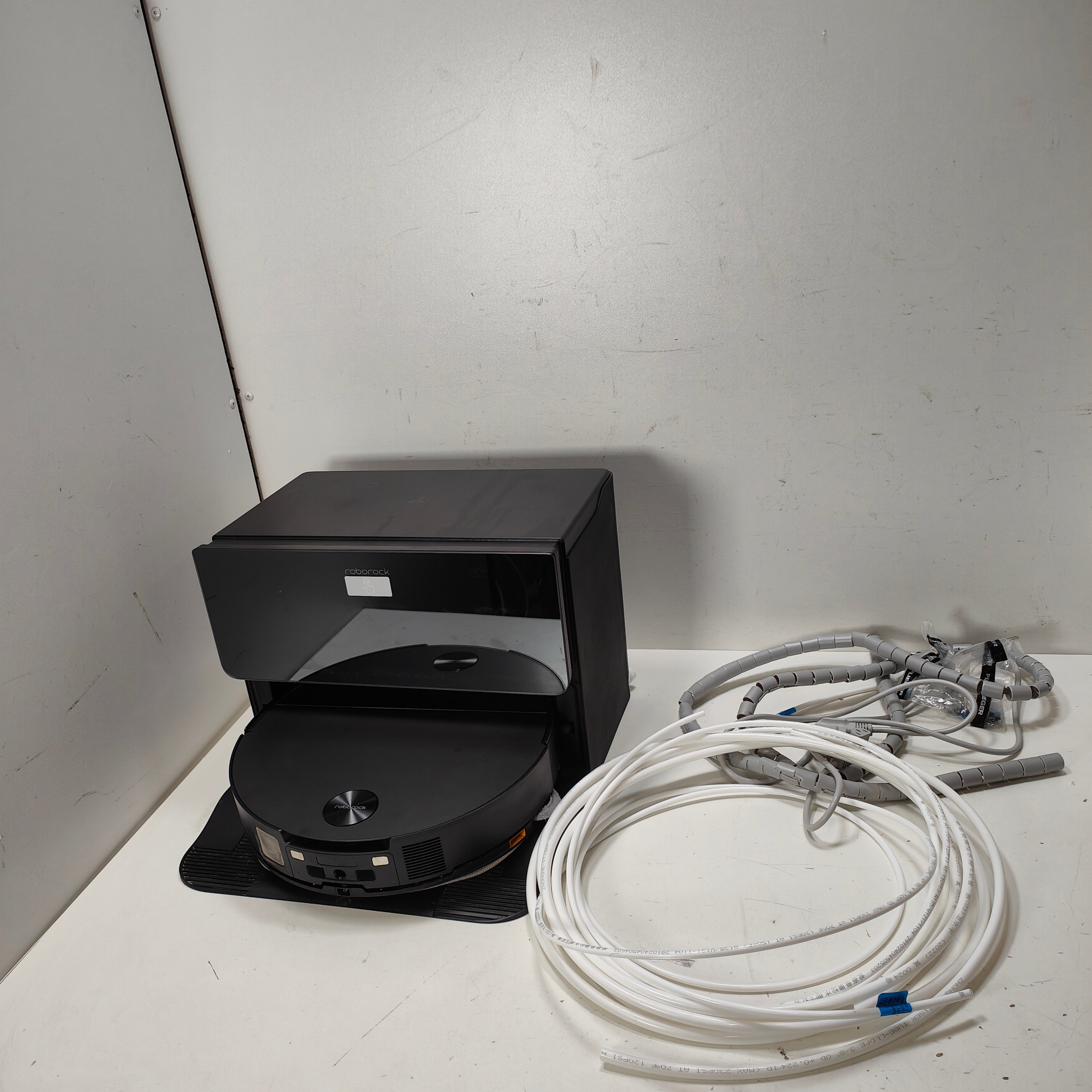 Roborock Saros 10 R&D Black