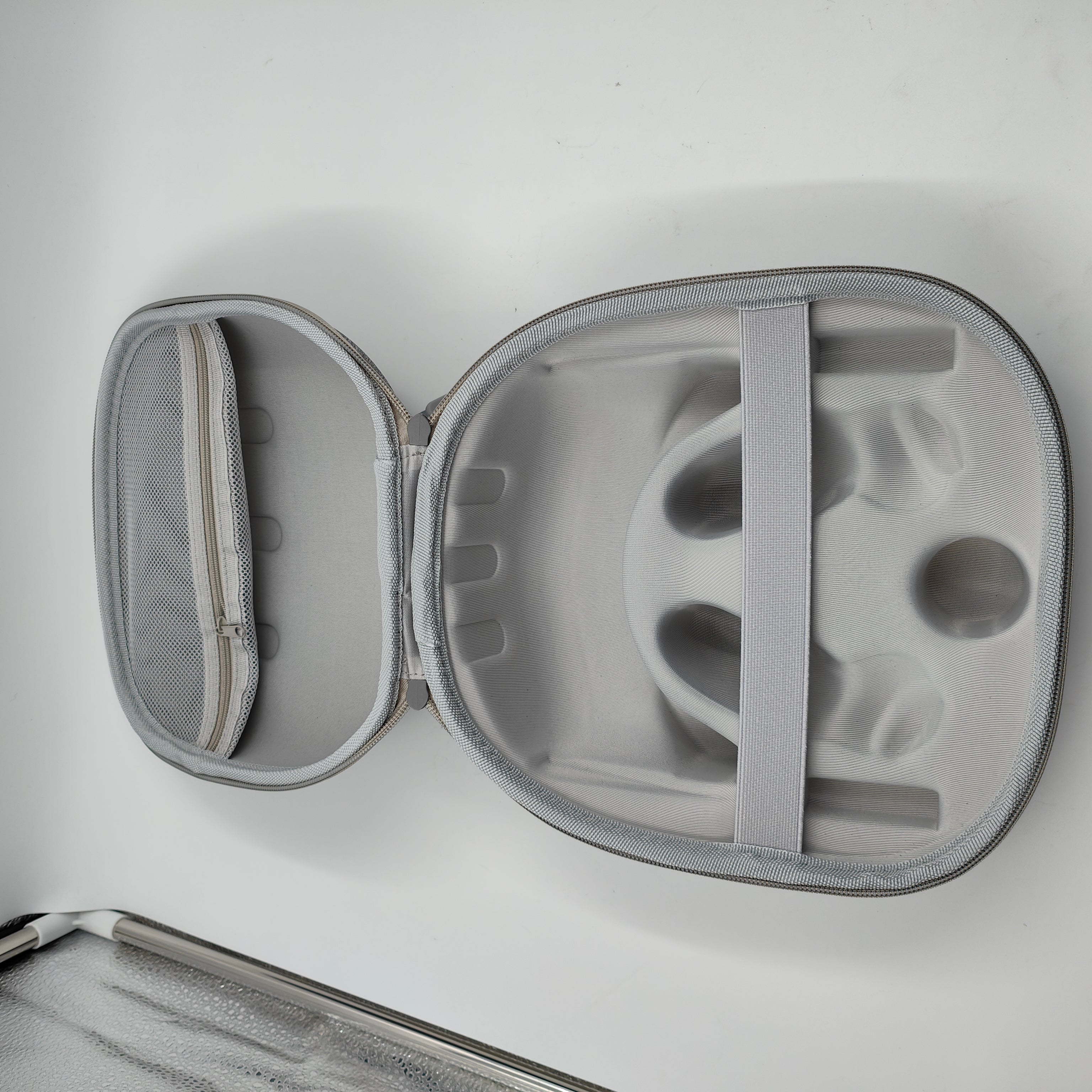 BlueBuilt Reiseetui für Meta Quest 3