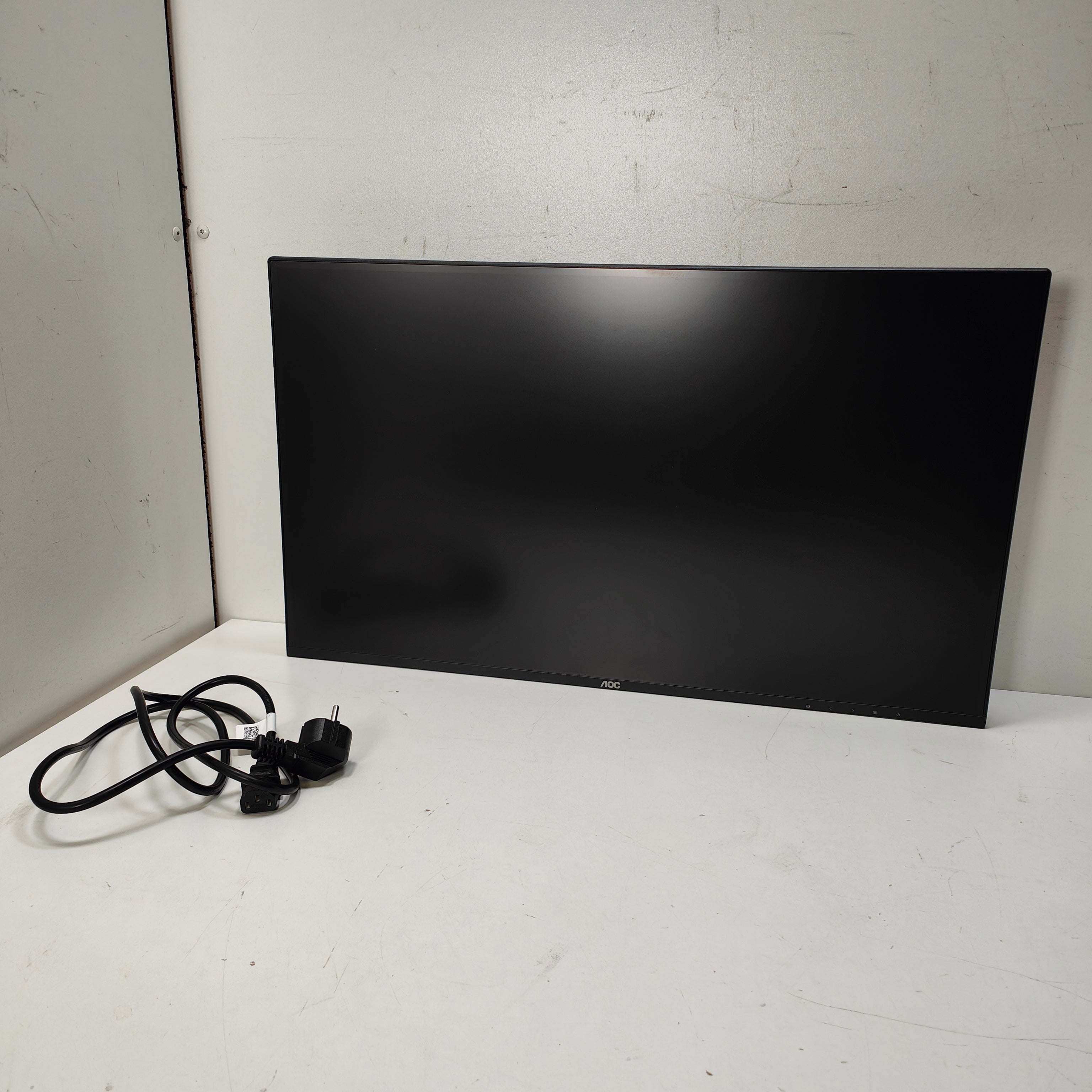 AOC Q27B3CF2
