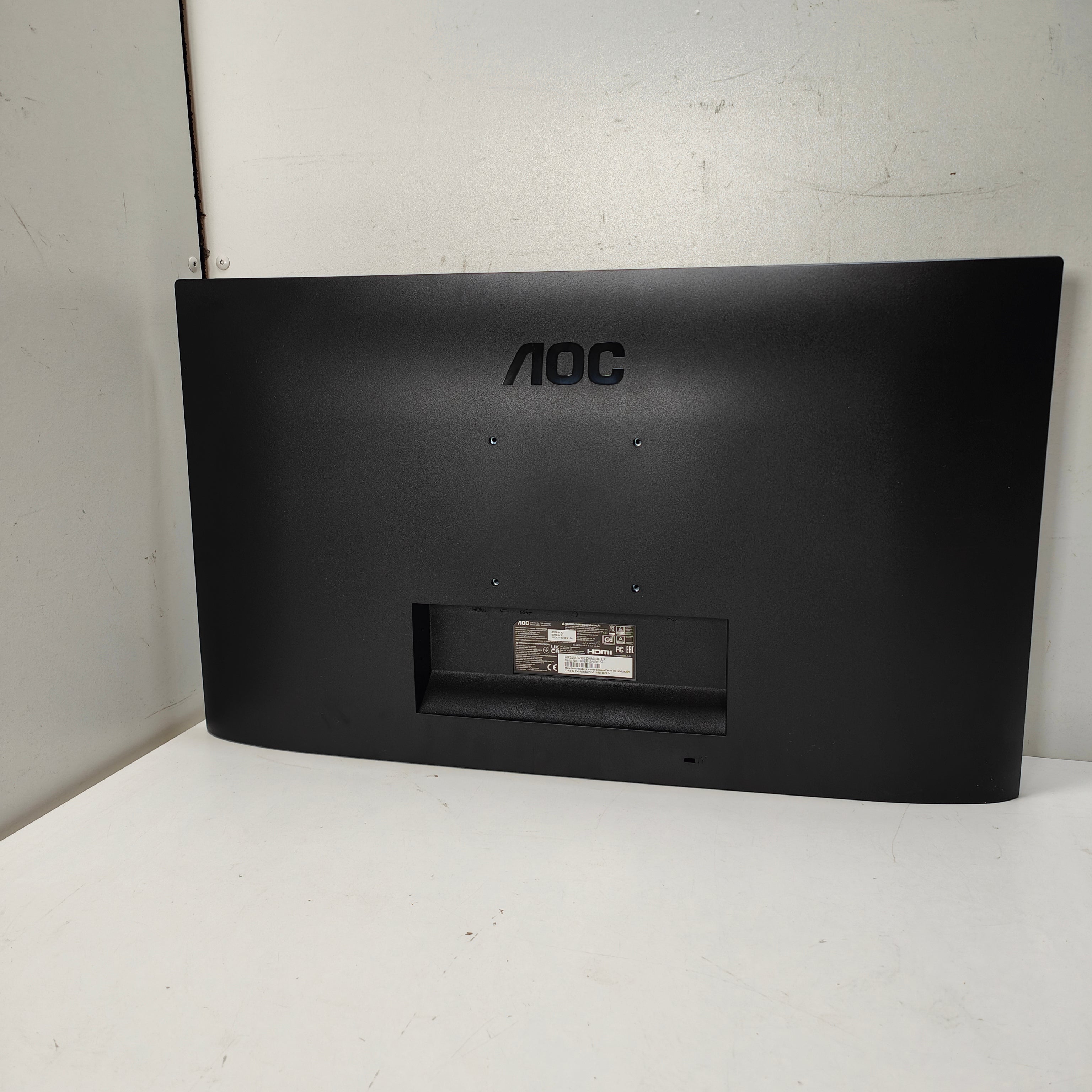 AOC Q27B3CF2